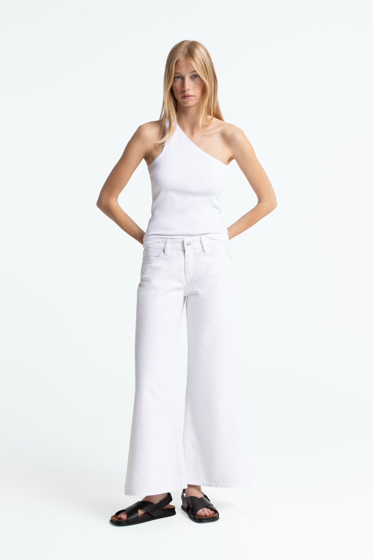 TANJA | DIOP OPTICAL WHITE