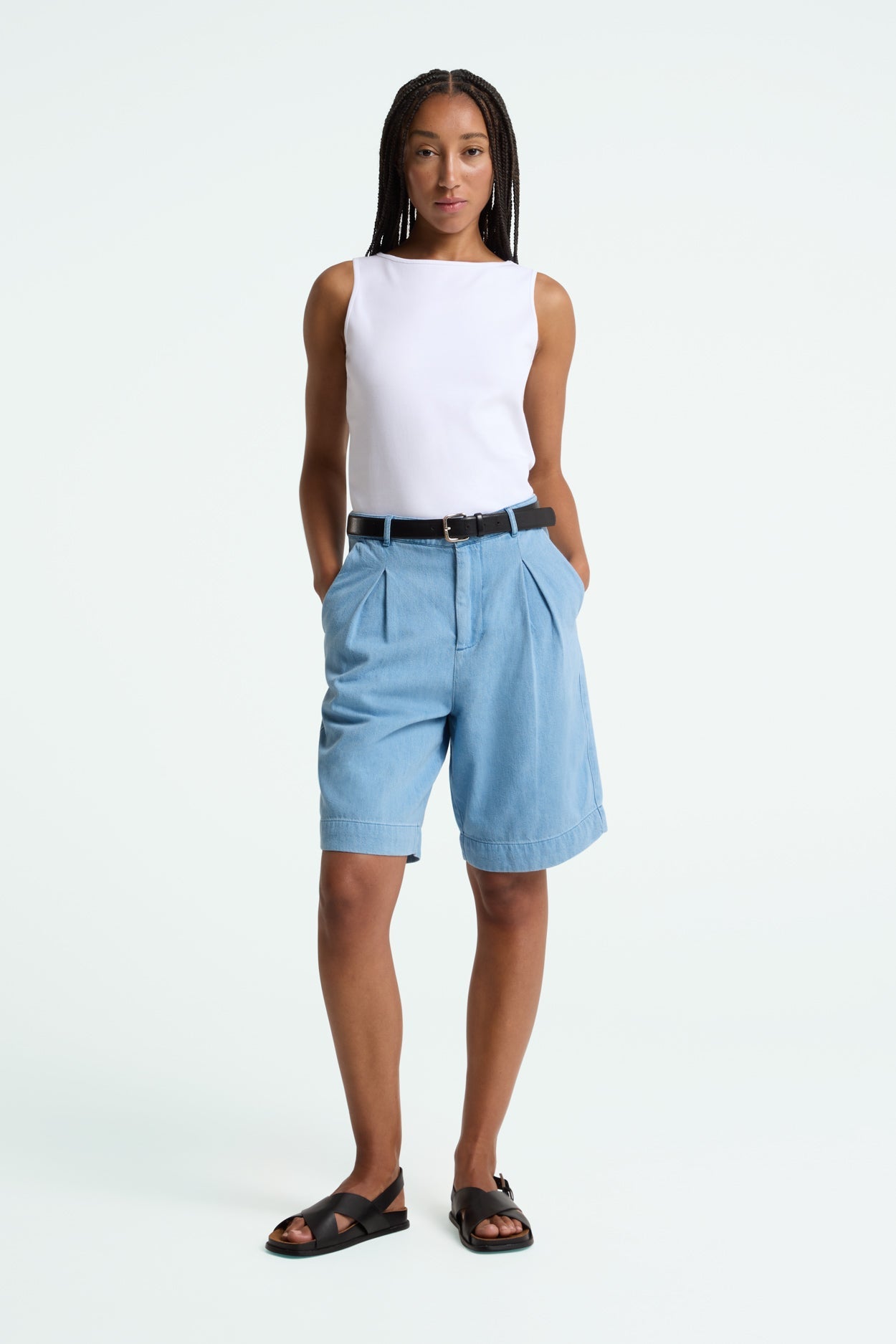 ARTEMISIA | WHITE