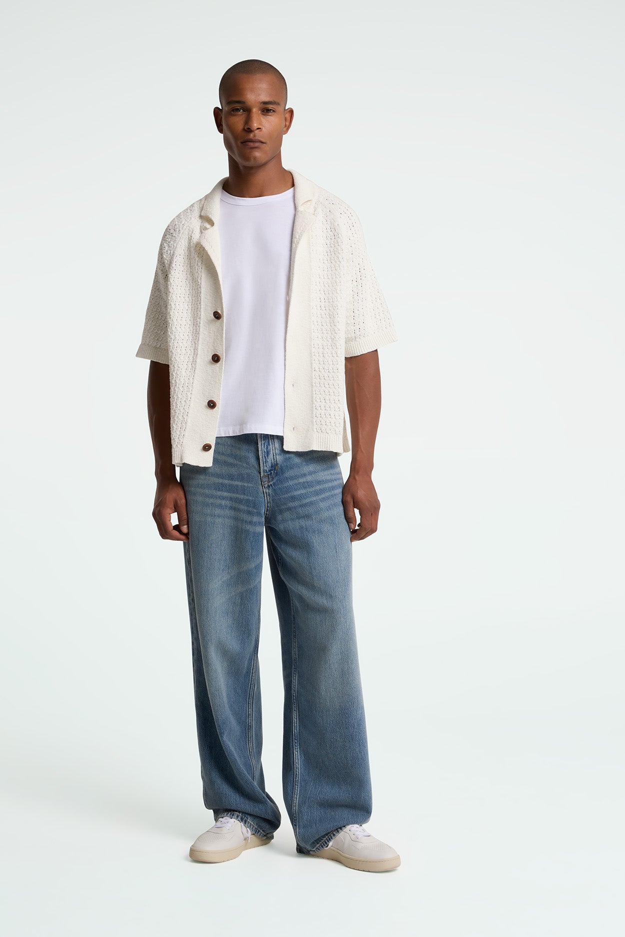 EGINO | WHITE