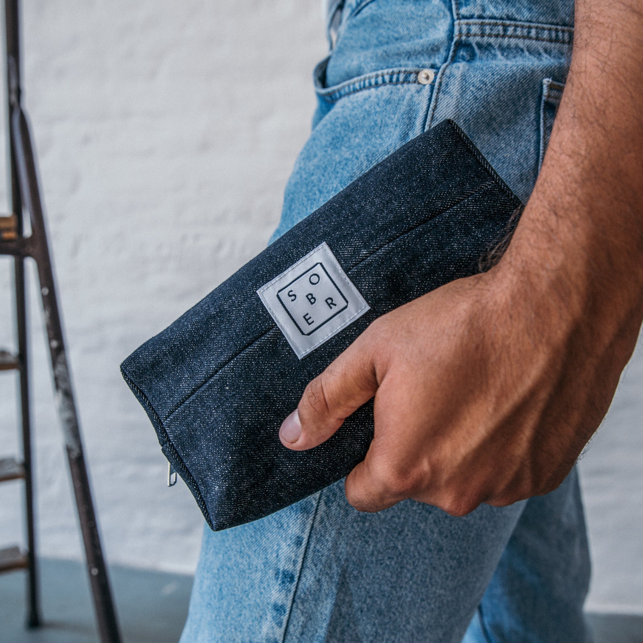 Sober-Denim Wash Bag-Kulturtasche-Black-Deal-Outlet-by-ARCHIVIST