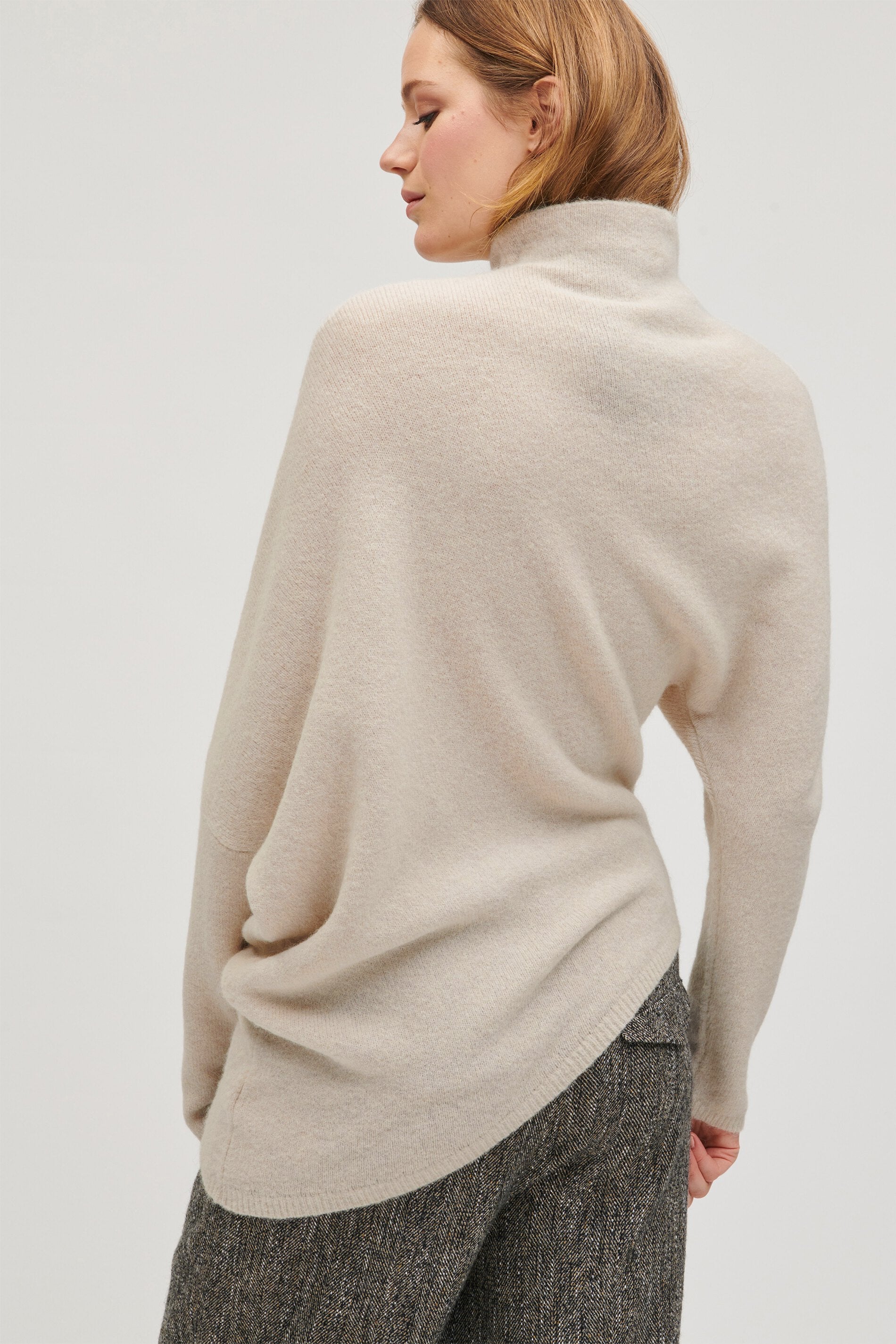 LUISA CERANO-OUTLET-SALE-Asymmetrischer Pullover-Strick-by-ARCHIVIST