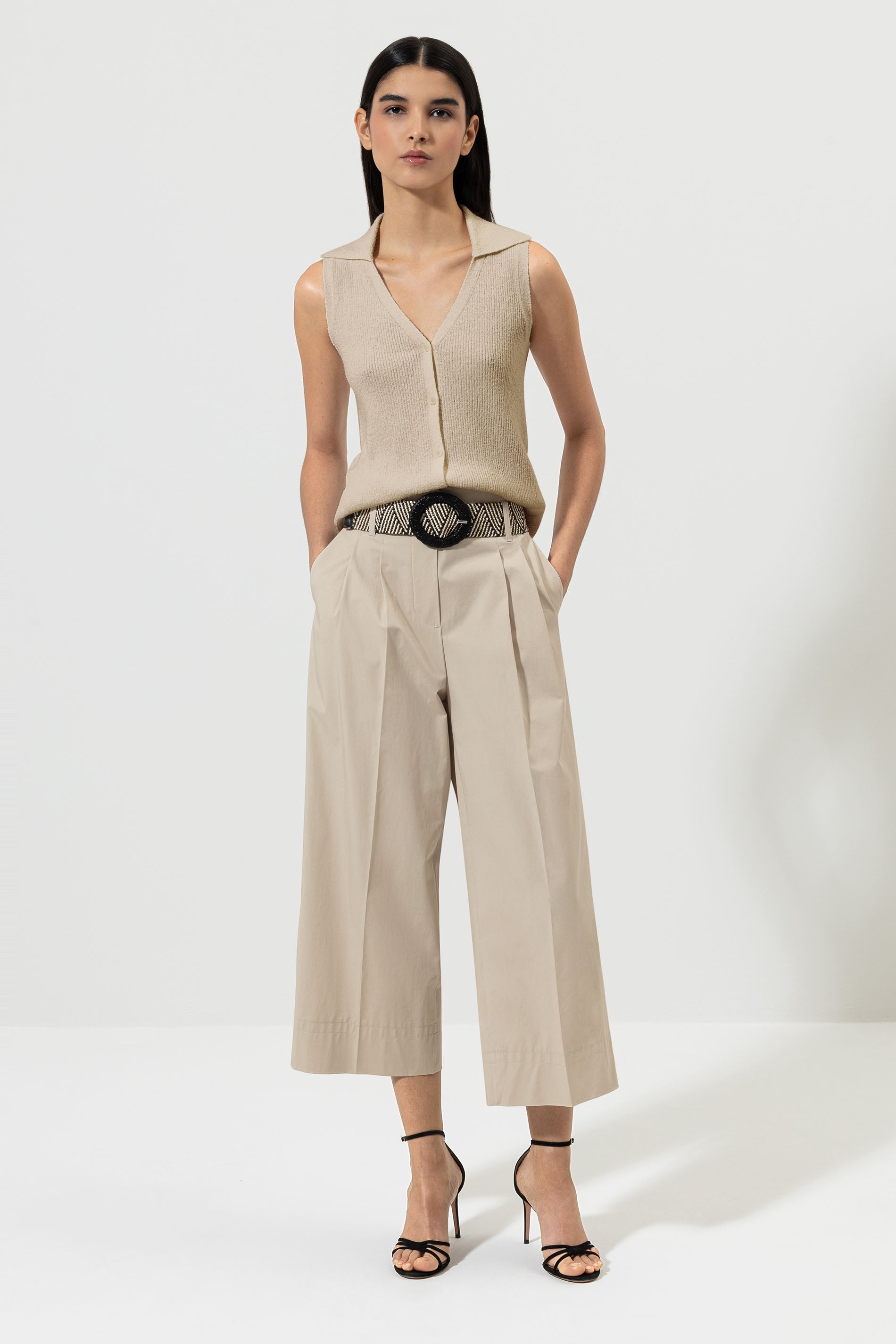 LUISA-CERANO-OUTLET-SALE-Gabardine-Paperbag-Pants-Hosen-ARCHIVE-COLLECTION_c0bf5004-1b0f-4715-b720-2d651ae9fd7a.jpg