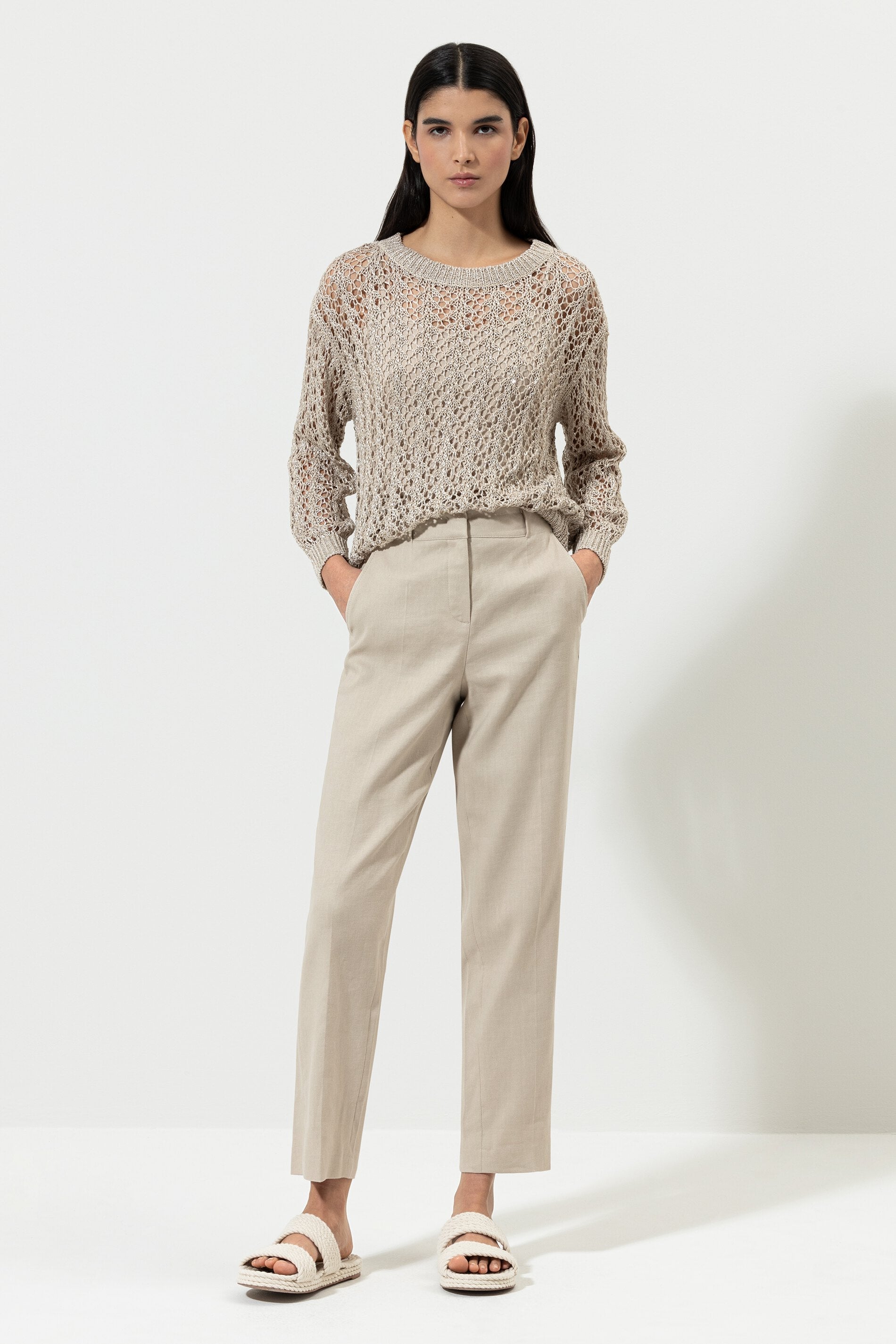 LUISA-CERANO-OUTLET-SALE-Tapered-Pants-aus-Leinen-Mix-Hosen-ARCHIVE-COLLECTION_b1f3f8f2-f758-444c-b0d1-3d58fe3cad3f.jpg