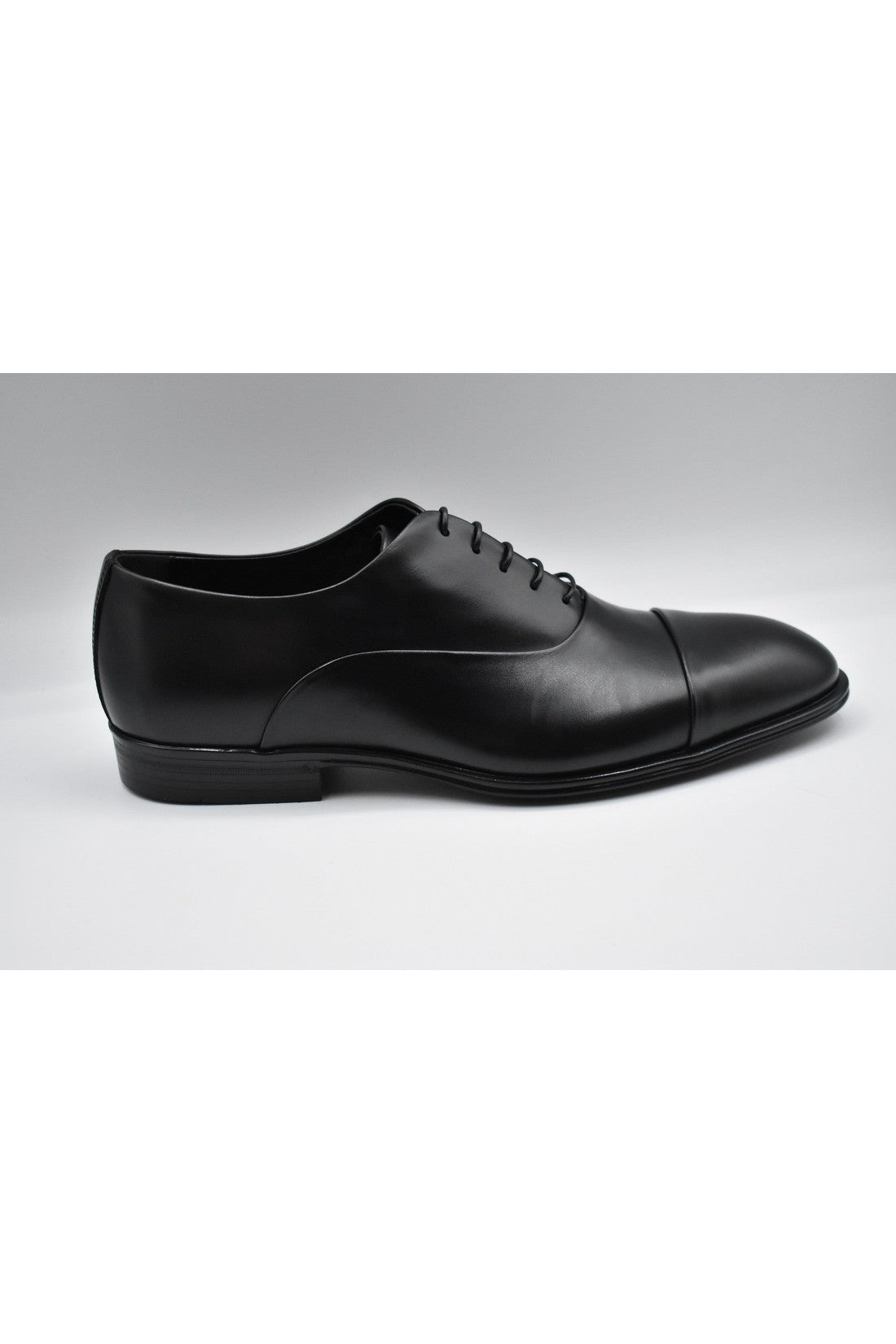 CORVARI-OUTLET-SALE-Laced SCHWARZ-ARCHIVIST