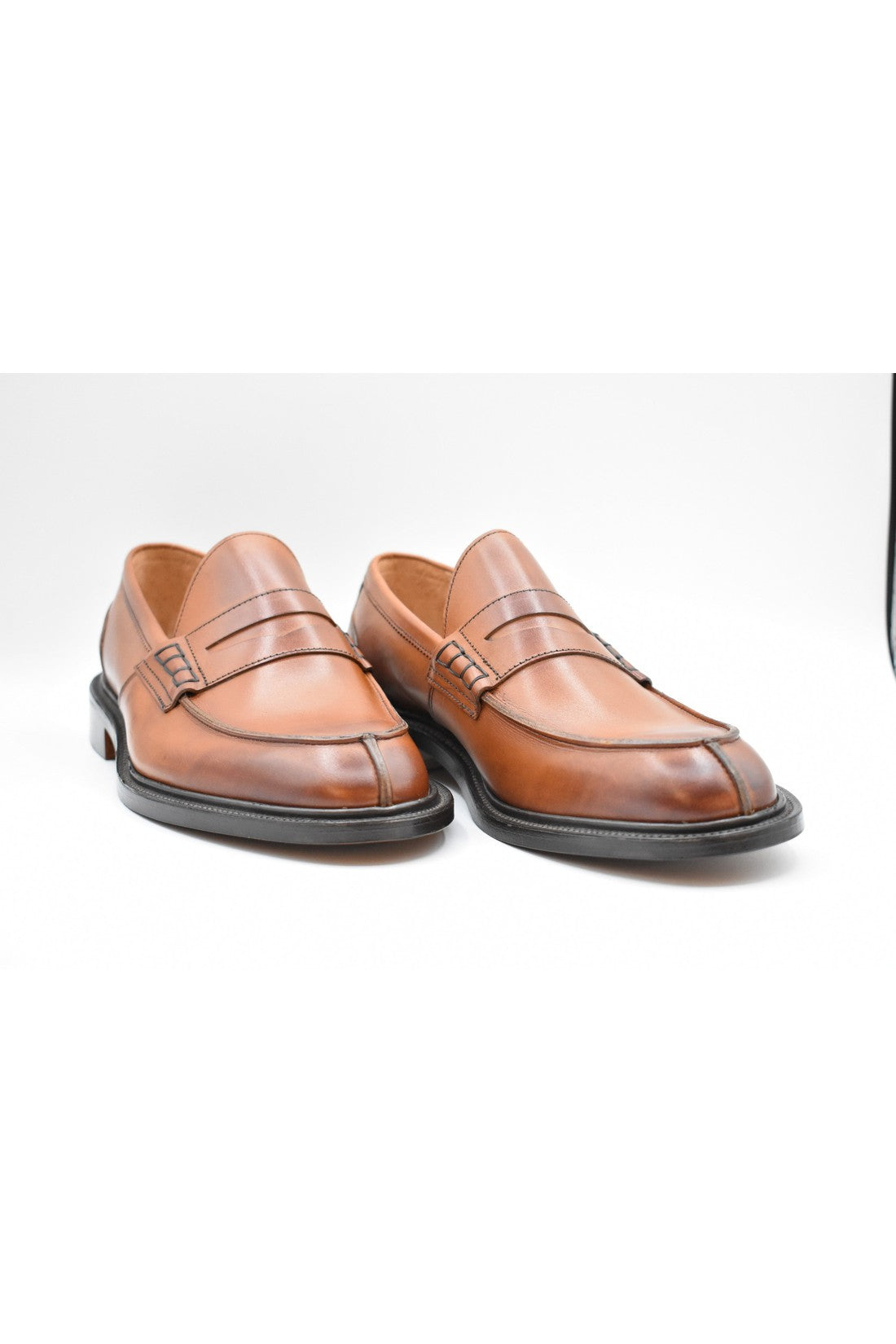 TRICKER'S-OUTLET-SALE-Laced-ARCHIVIST