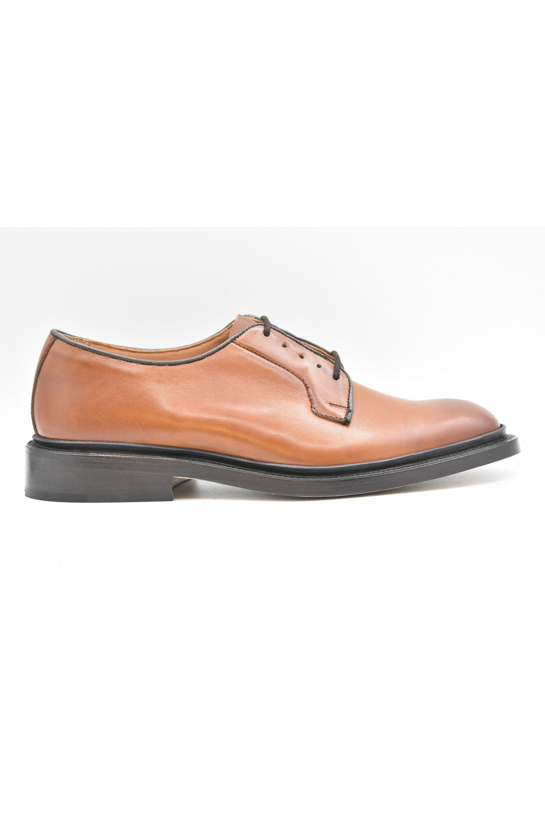 TRICKER'S-OUTLET-SALE-Laced-ARCHIVIST