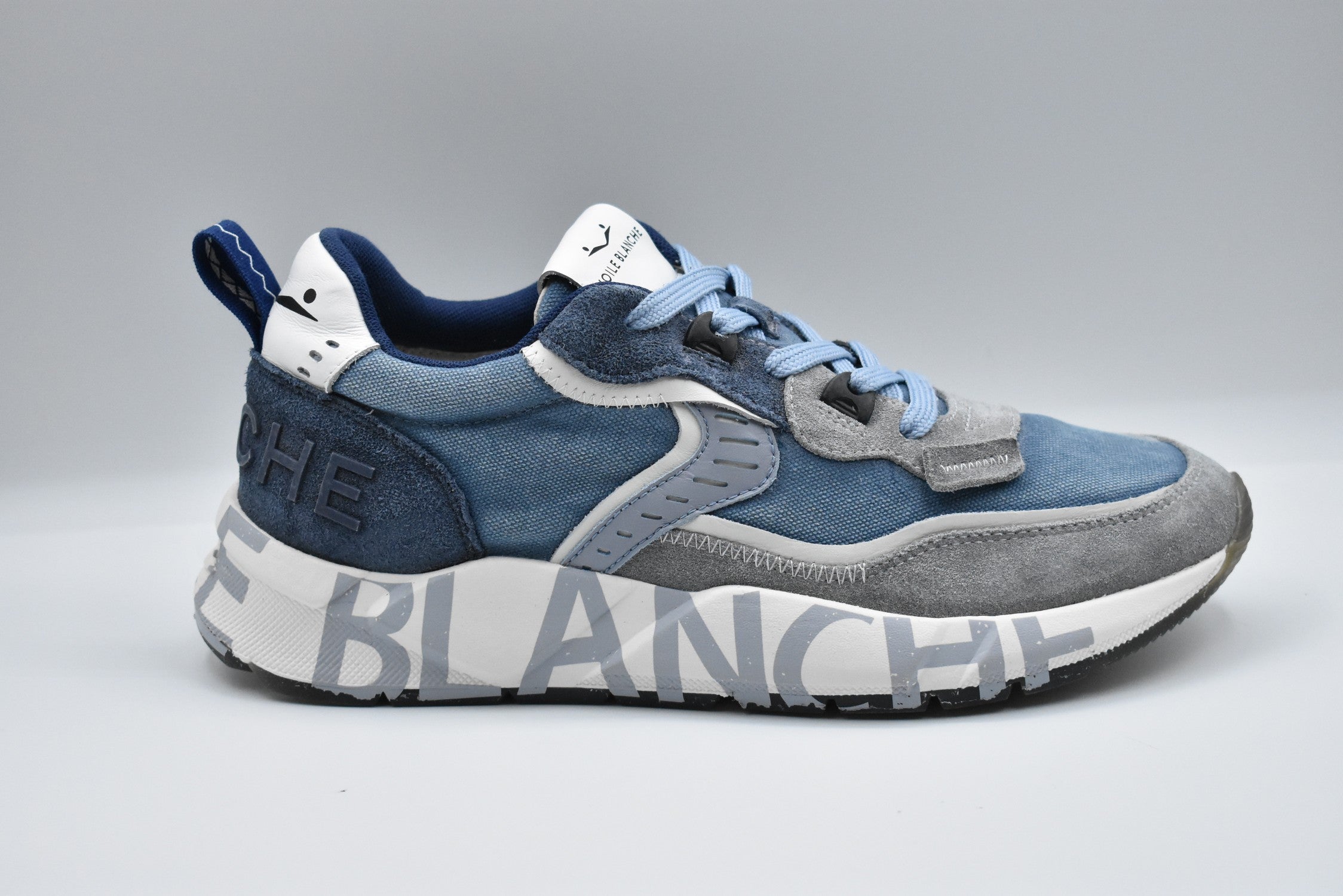 Voile Blanche-OUTLET-SALE-Laced-ARCHIVIST