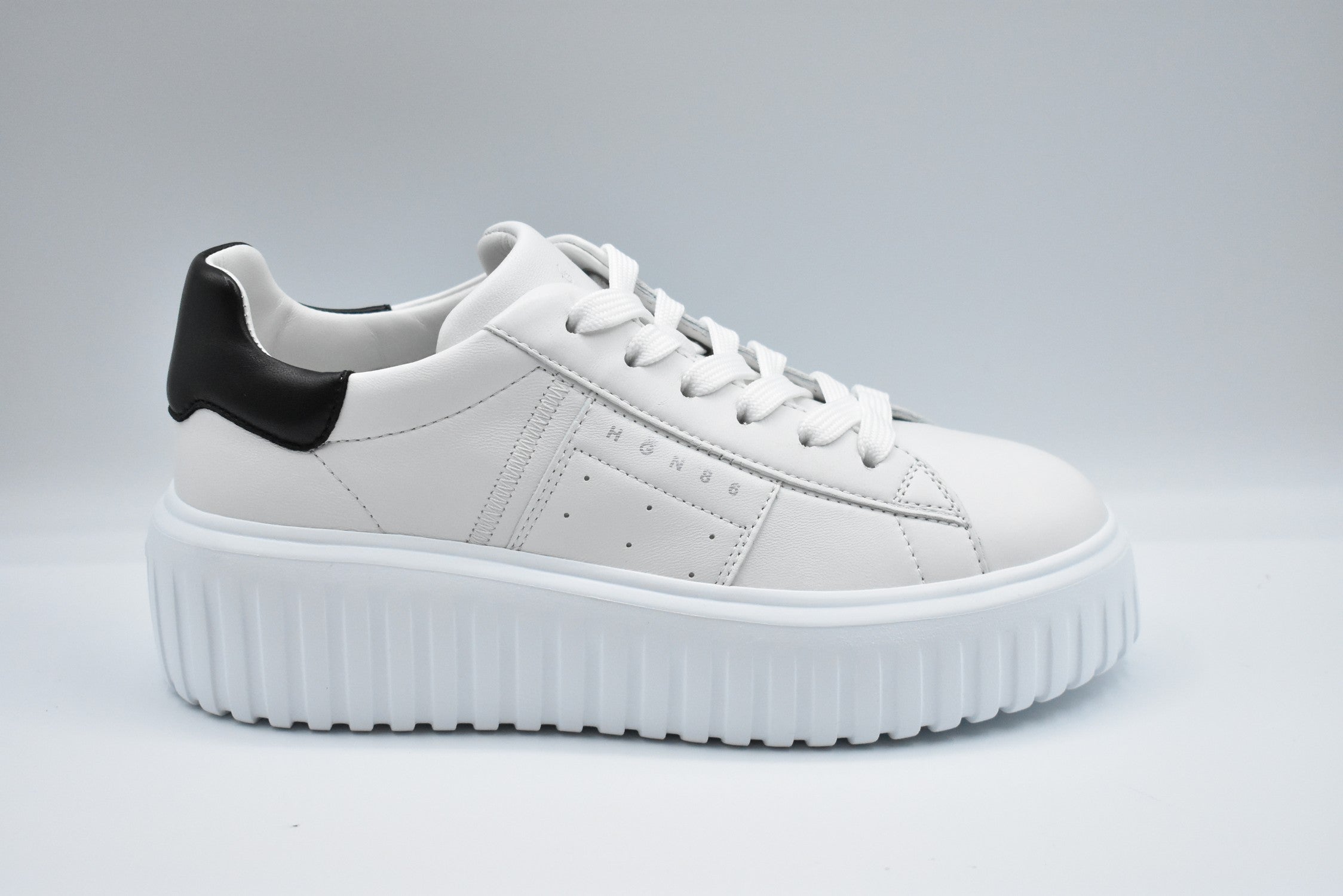 Hogan-OUTLET-SALE-Laced WEISS-ARCHIVIST