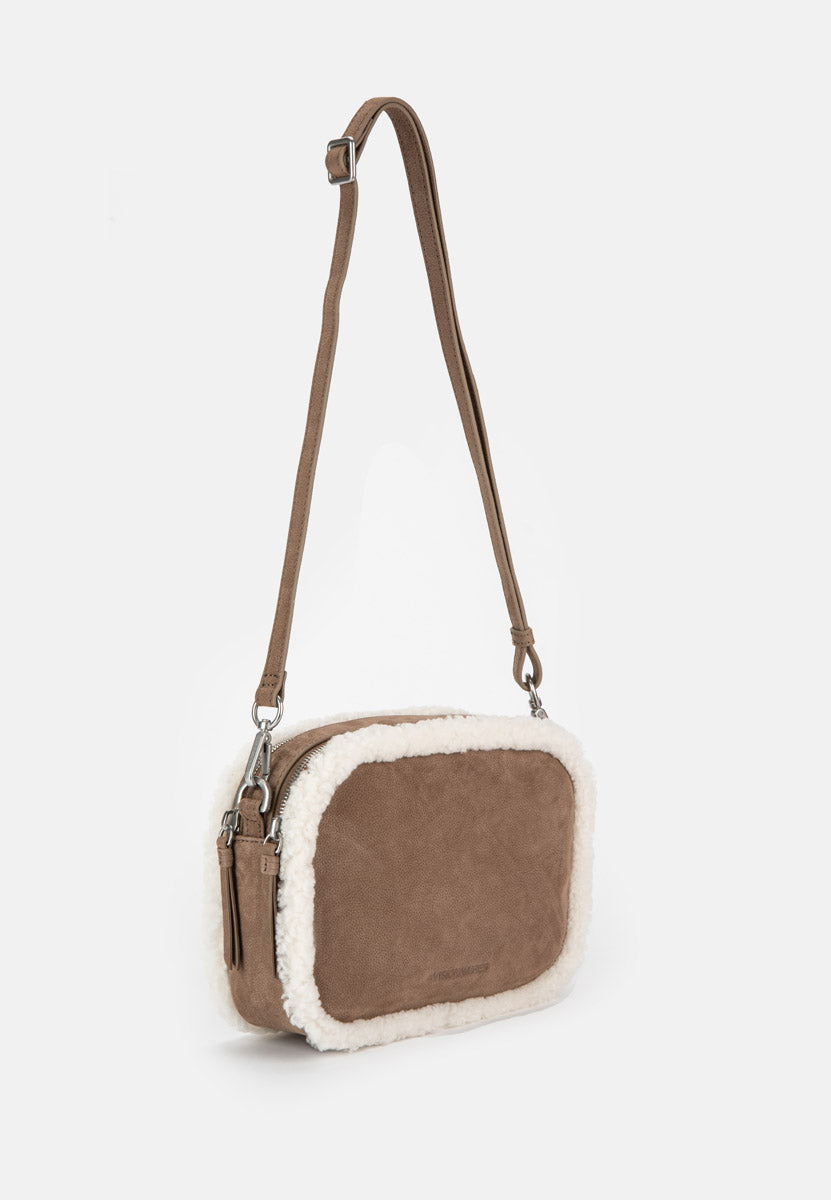 Les-Visionnaires-OUTLET-SALE-LOLA-TEDDY-Bags-hazelnut-OS-ARCHIVE-COLLECTION-2.jpg