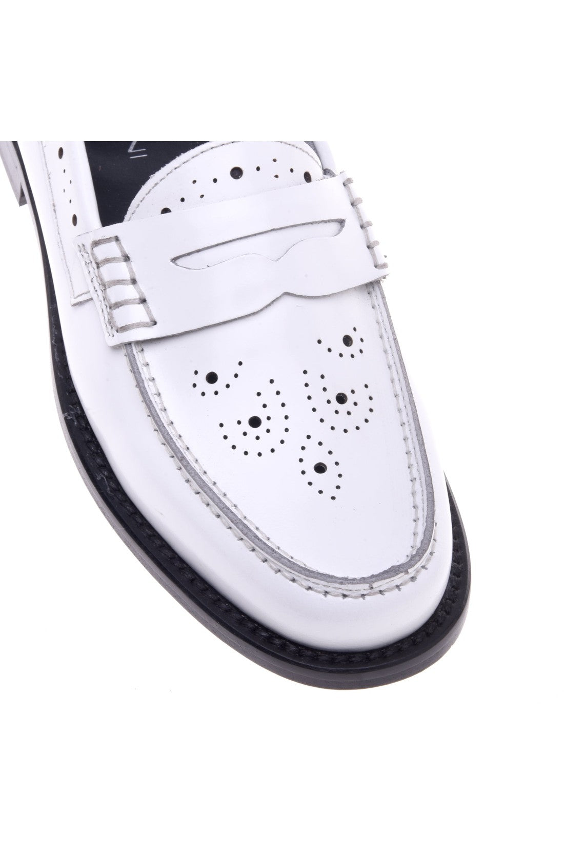 Loafer in white shiny calfskin