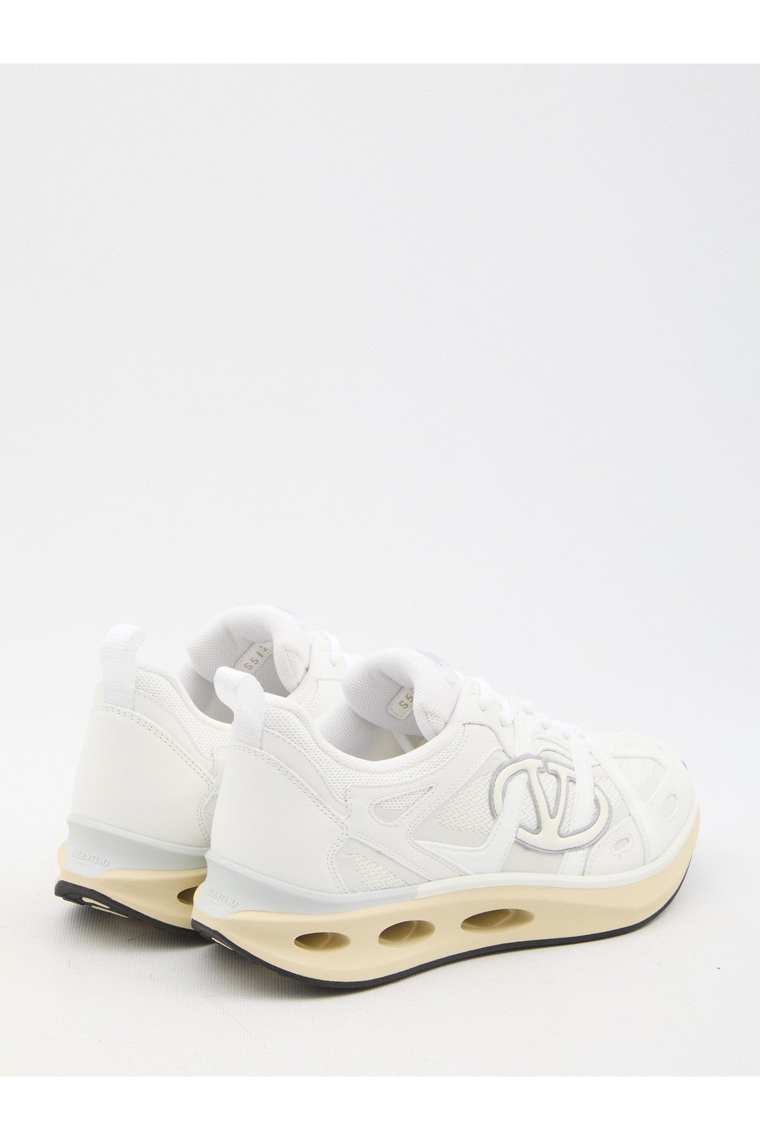 Valentino Garavani-OUTLET-SALE-Low Top VLogo Easyjog sneakers-ARCHIVIST