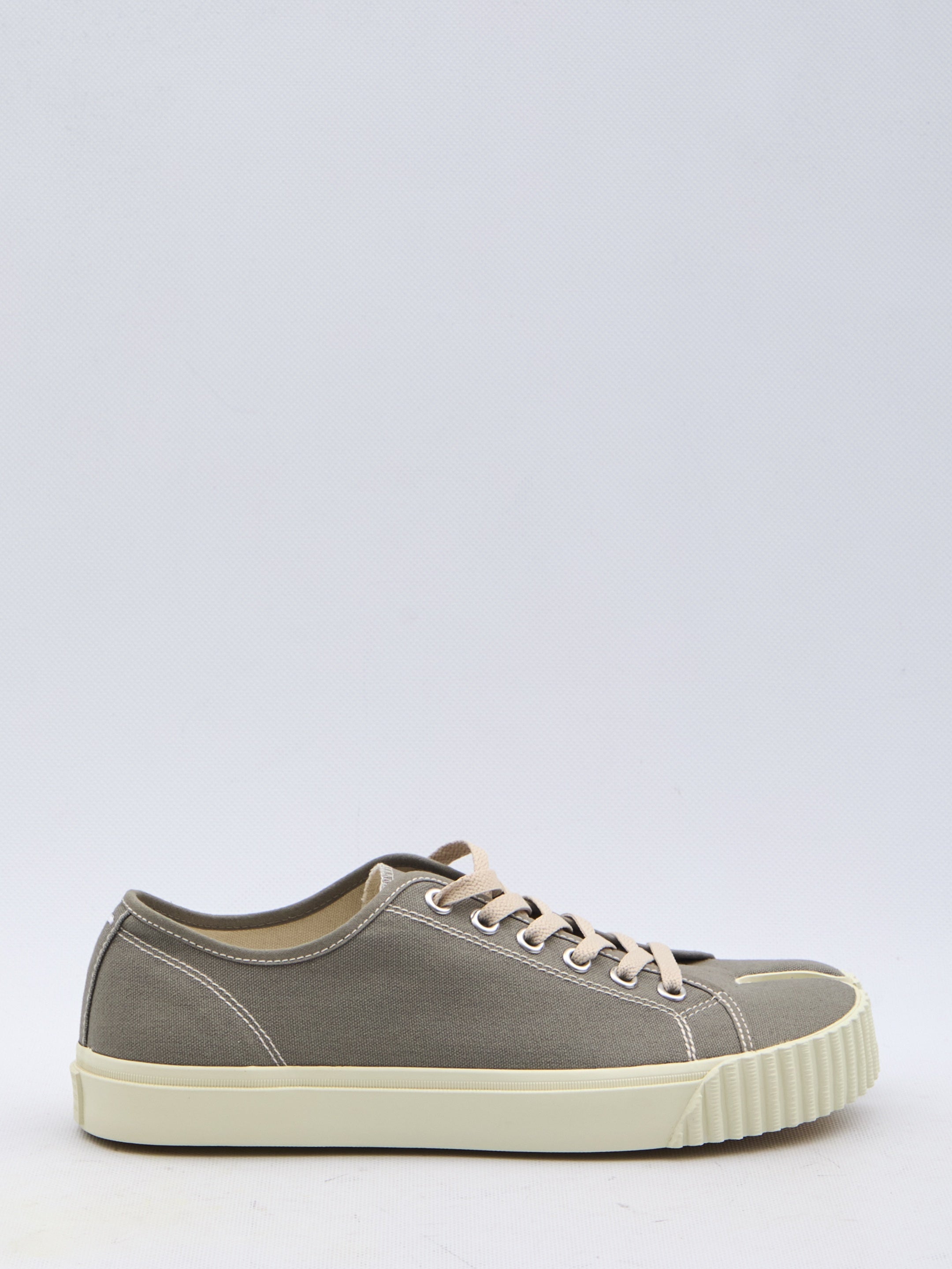 MAISON MARGIELA-OUTLET-SALE-Low-top Tabi sneakers-ARCHIVIST