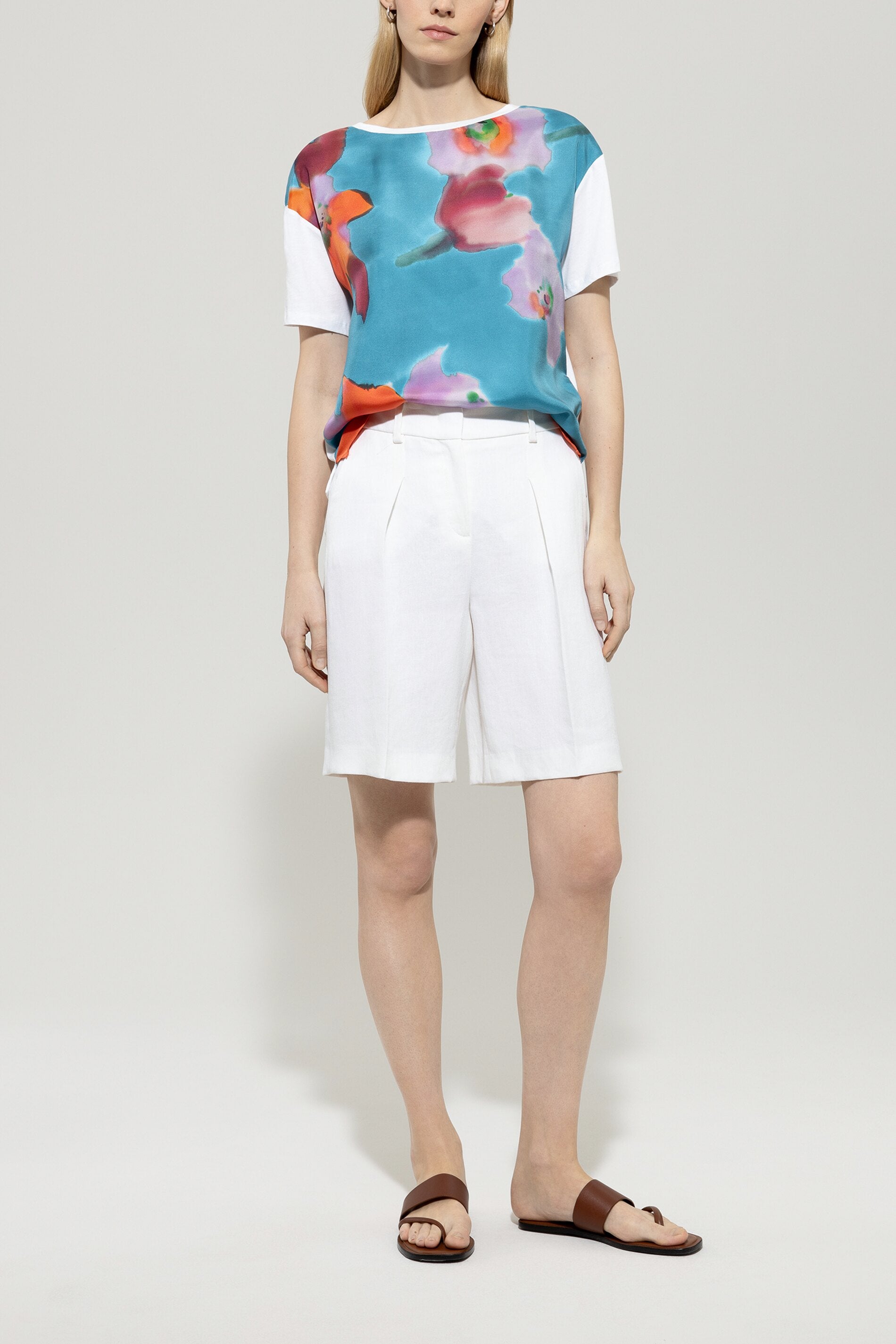 T-Shirt mit Hibiskus-Print