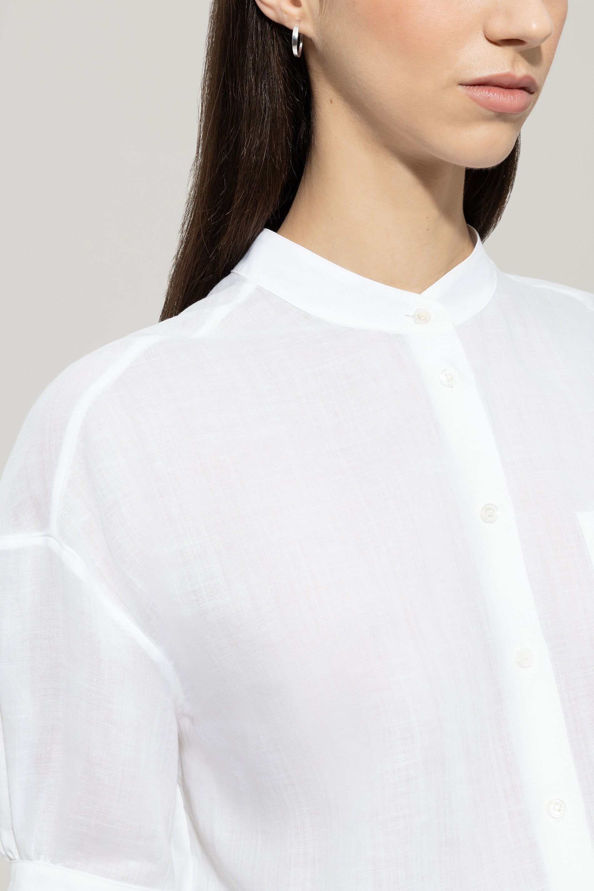 Ramie-Bluse mit Stehkragen