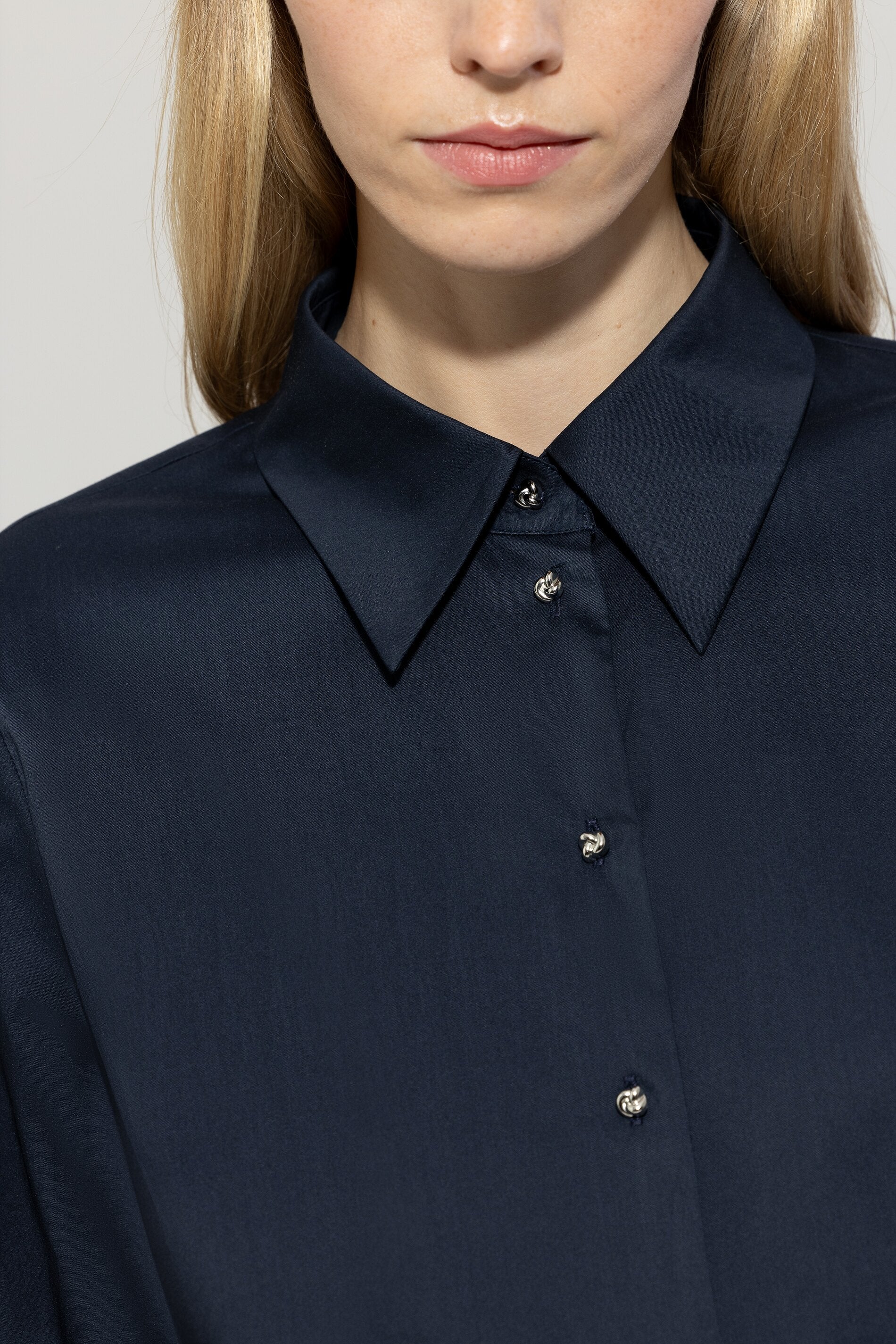 Luisa Cerano-Tunikabluse aus Baumwolle-Hemden & Blusen-Black-Deal-Outlet-by-ARCHIVIST