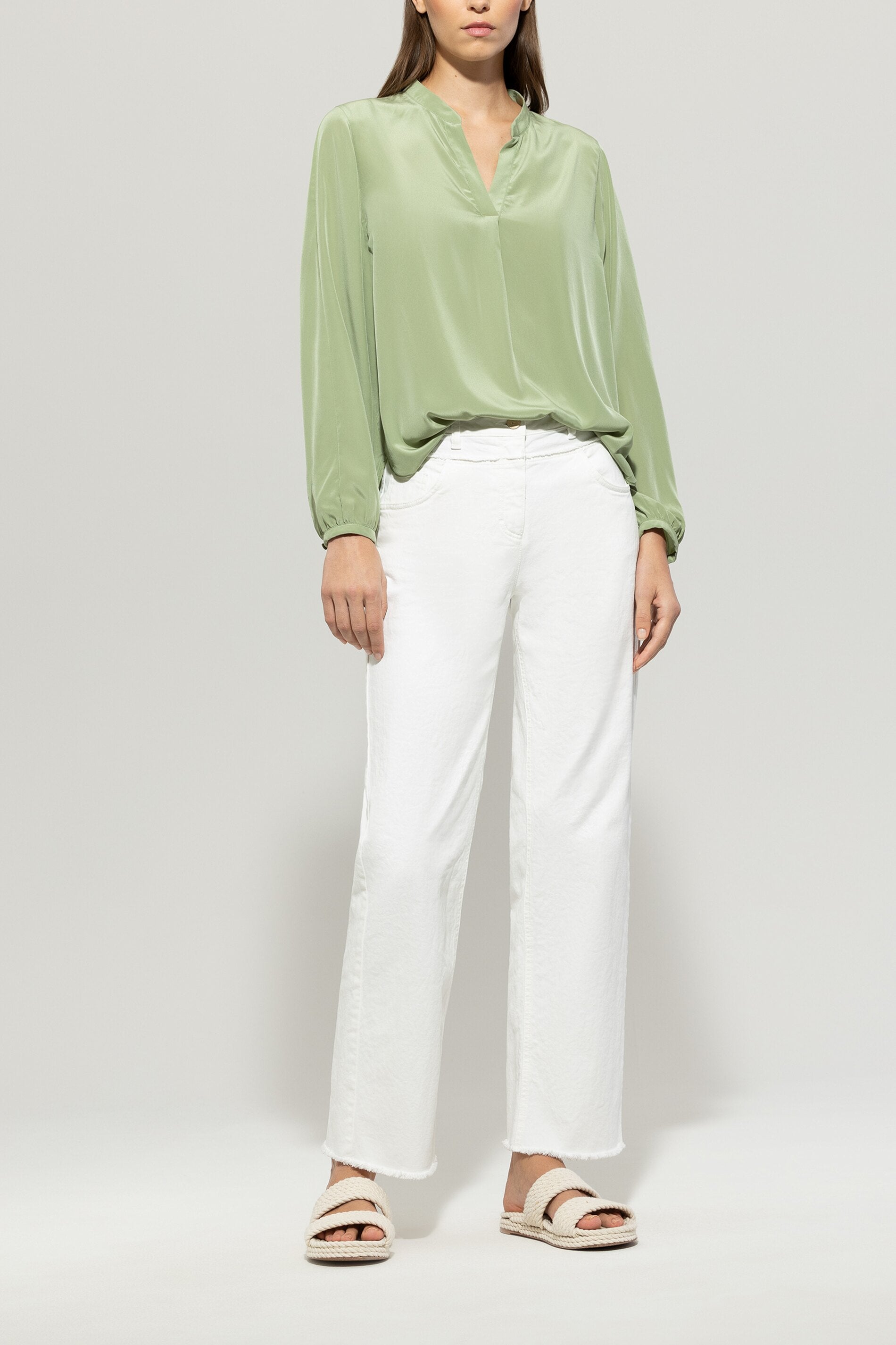 Luisa Cerano-Tunikabluse mit V-Neck-Hemden & Blusen-Black-Deal-Outlet-by-ARCHIVIST