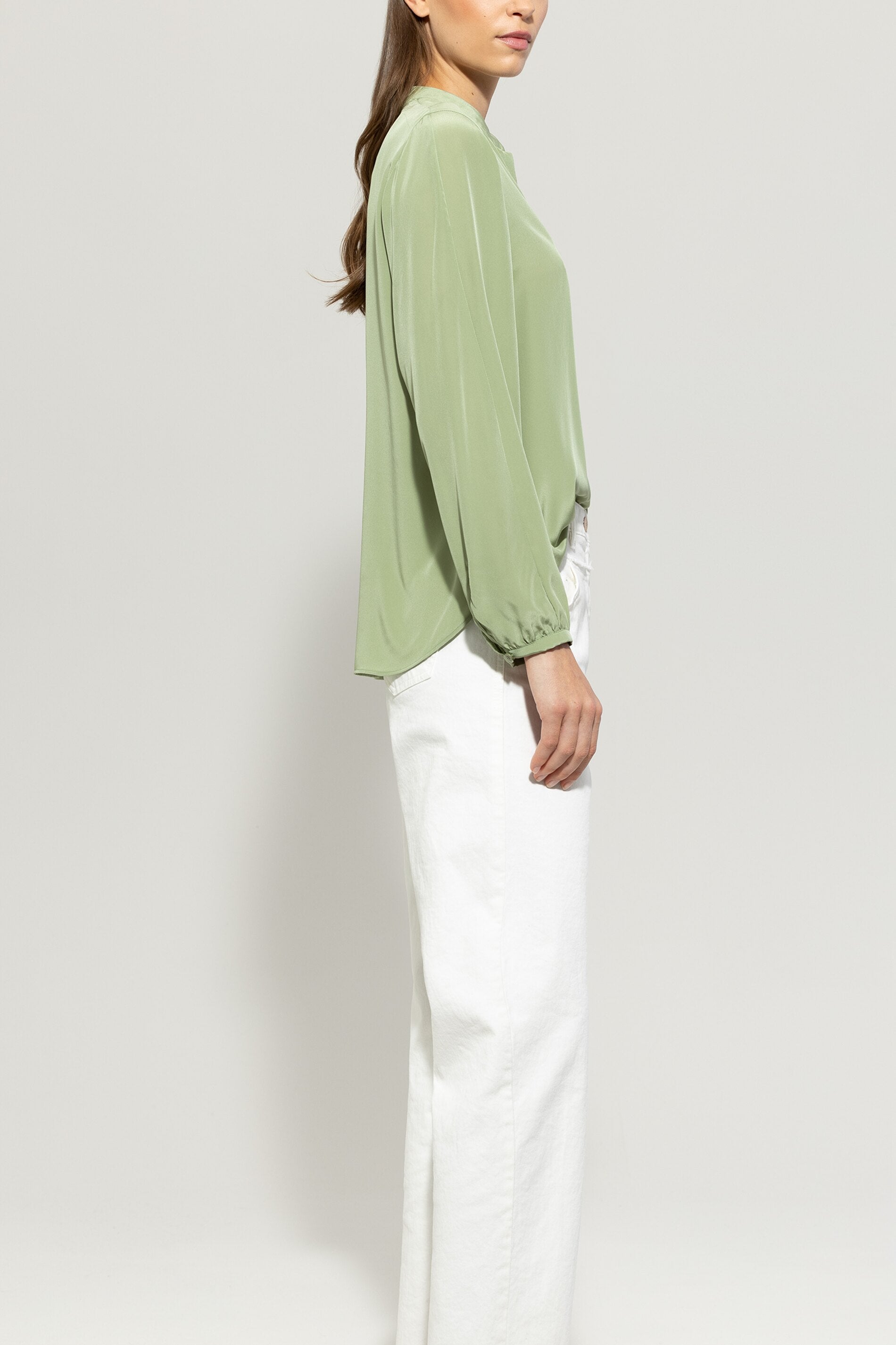 Luisa Cerano-Tunikabluse mit V-Neck-Hemden & Blusen-Black-Deal-Outlet-by-ARCHIVIST