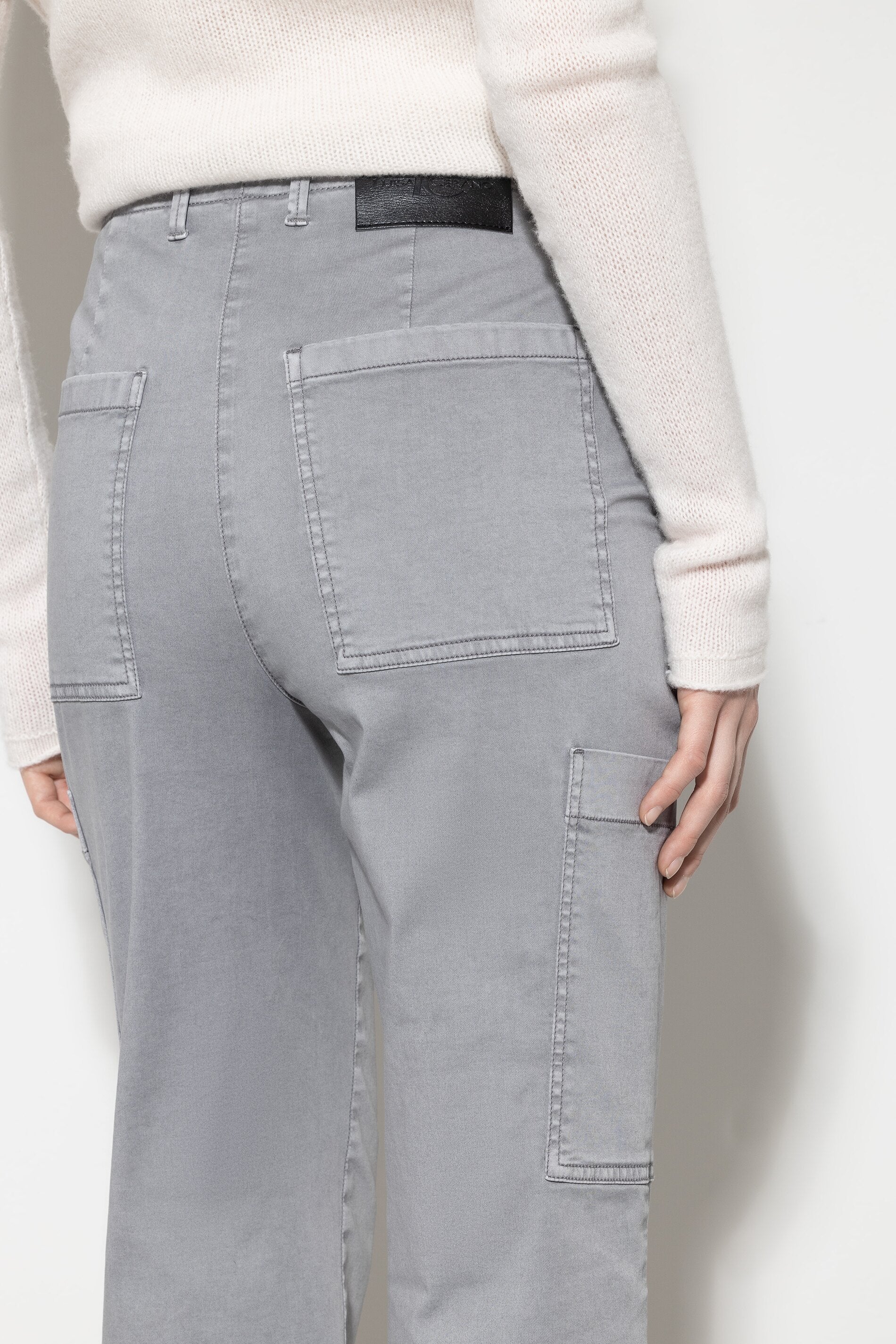 High-Stretch-Tapered-Denim