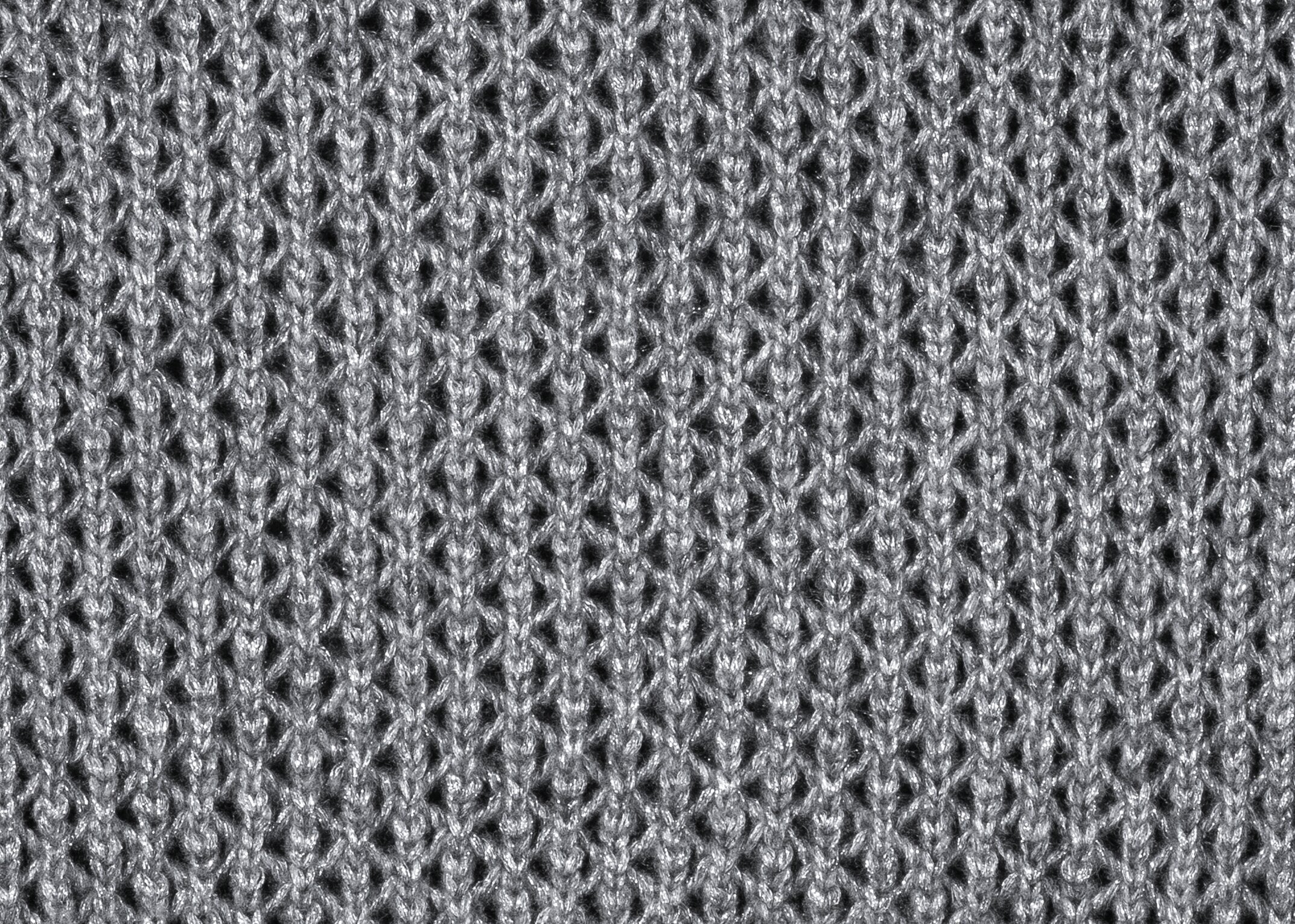 V-Pullover in Netz-Struktur