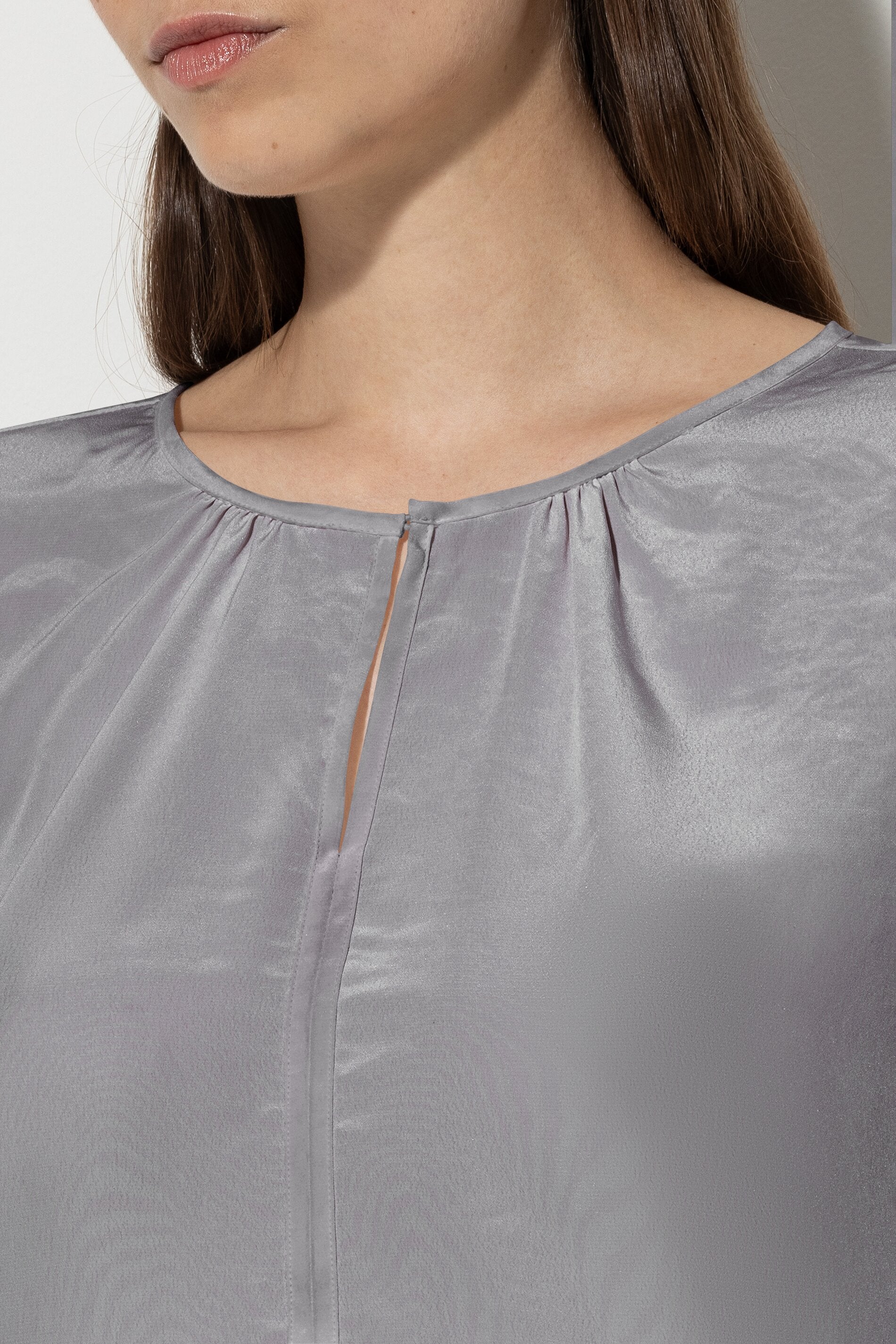 Flowing blouse shirt