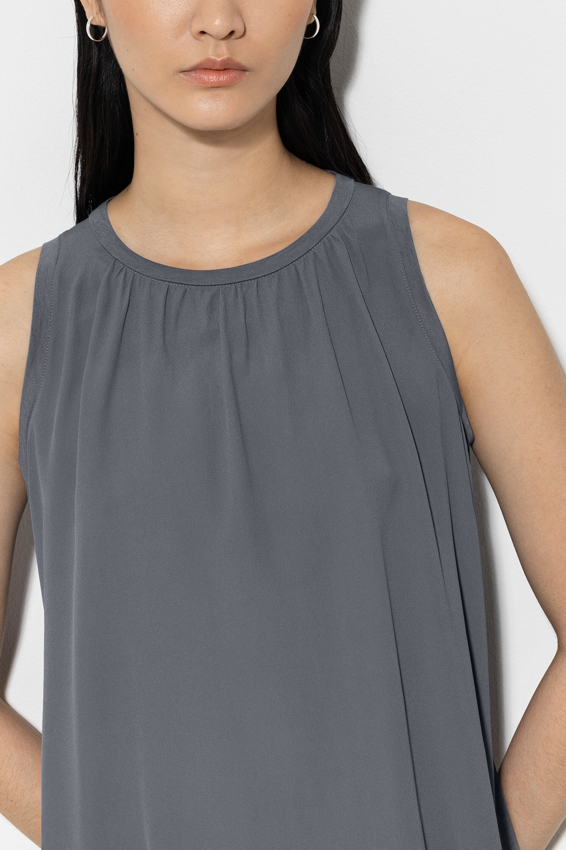 Top mit Glitzersteinen