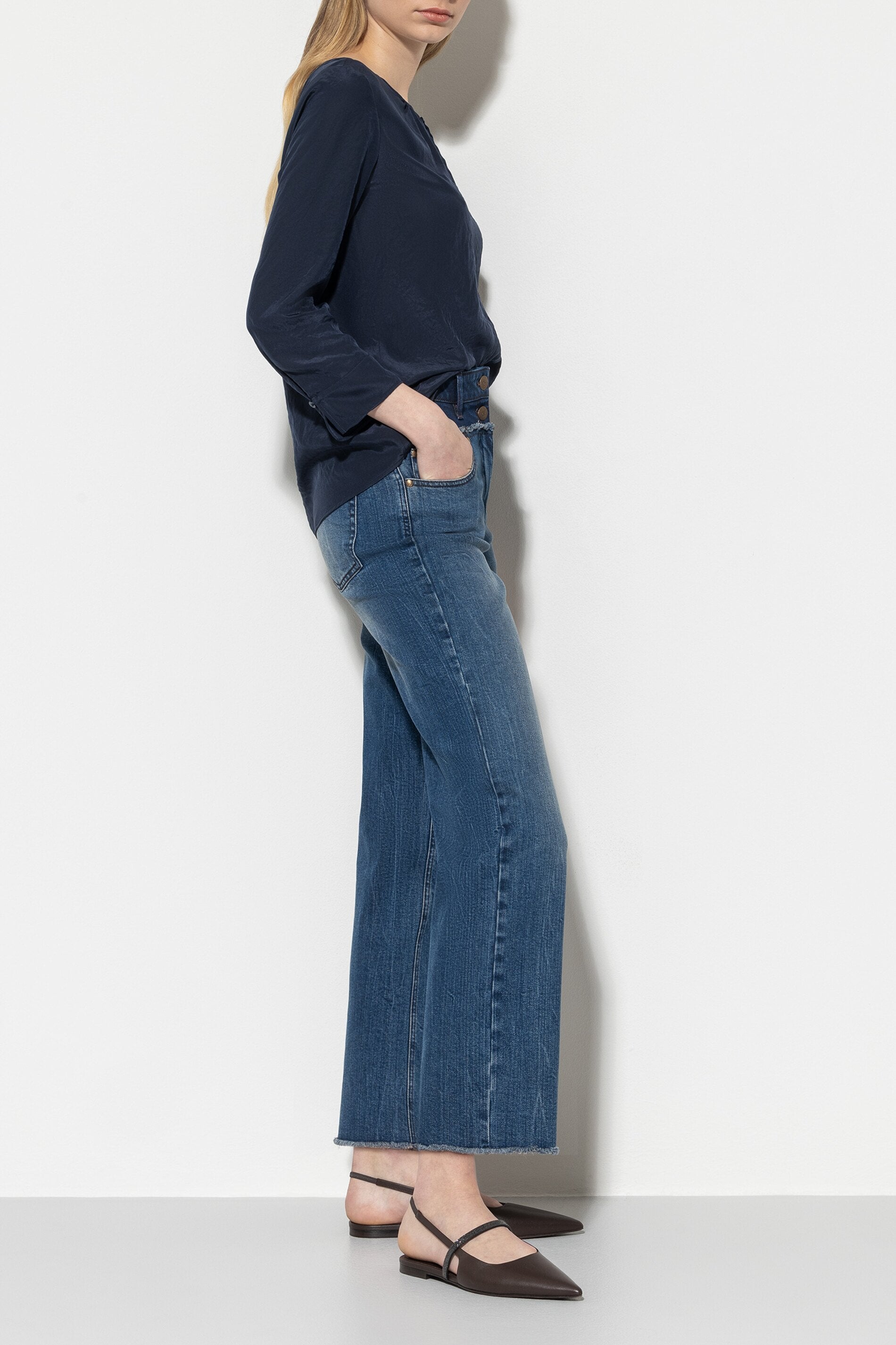 Straight-Soft-Denim