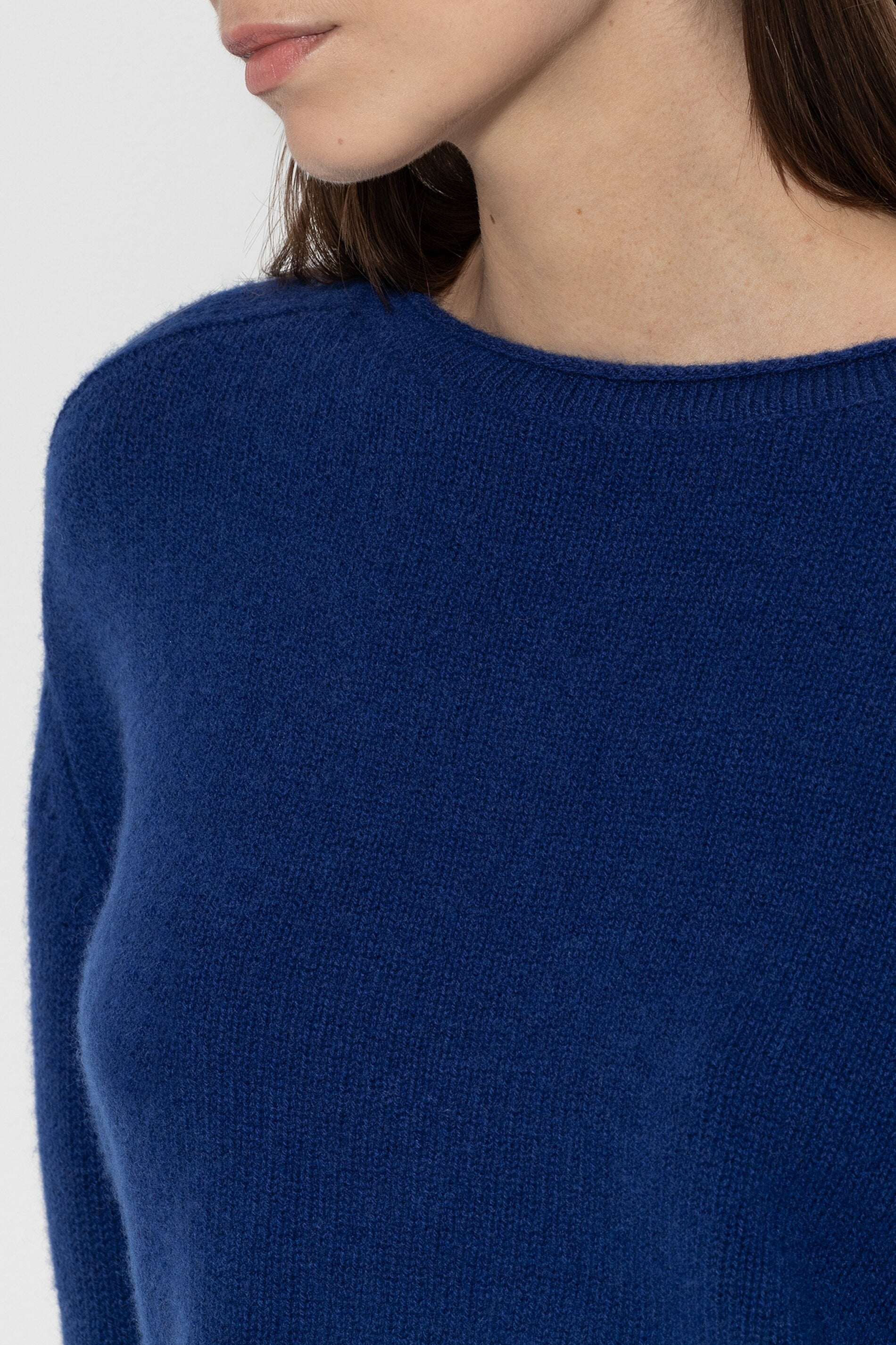Sweater made of cashmere blend