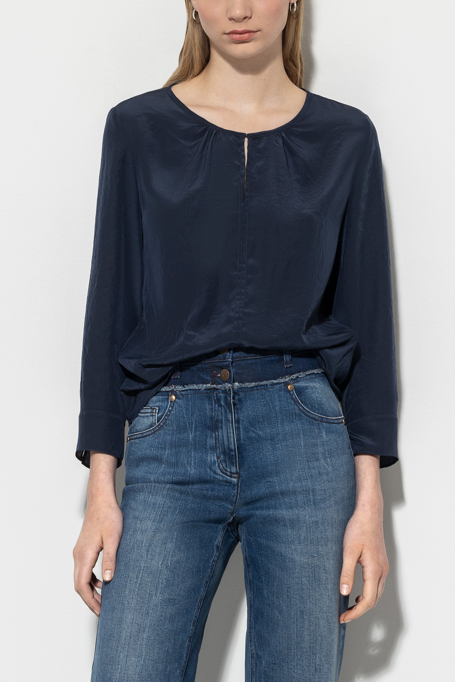 Flowing blouse shirt