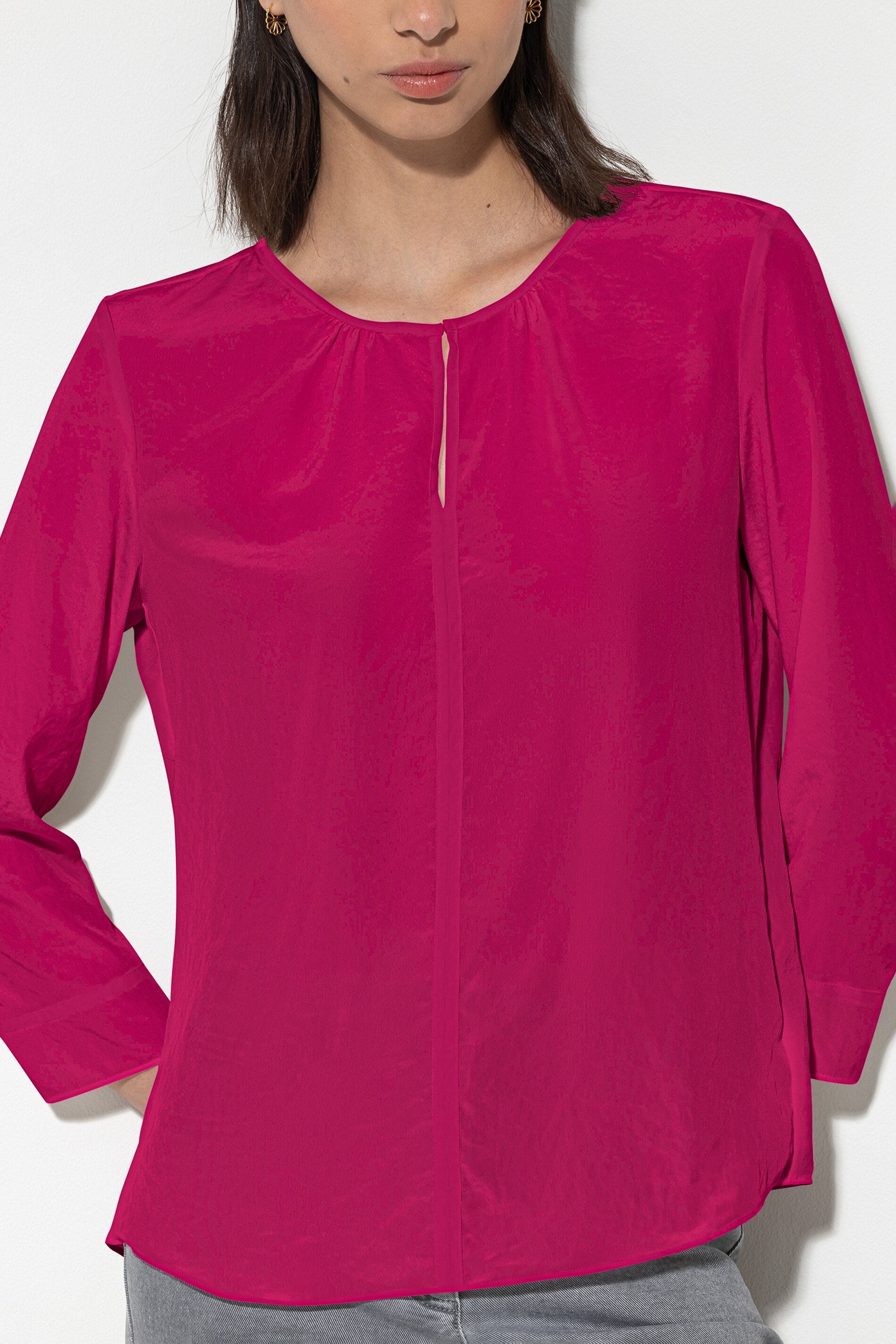 Flowing blouse shirt