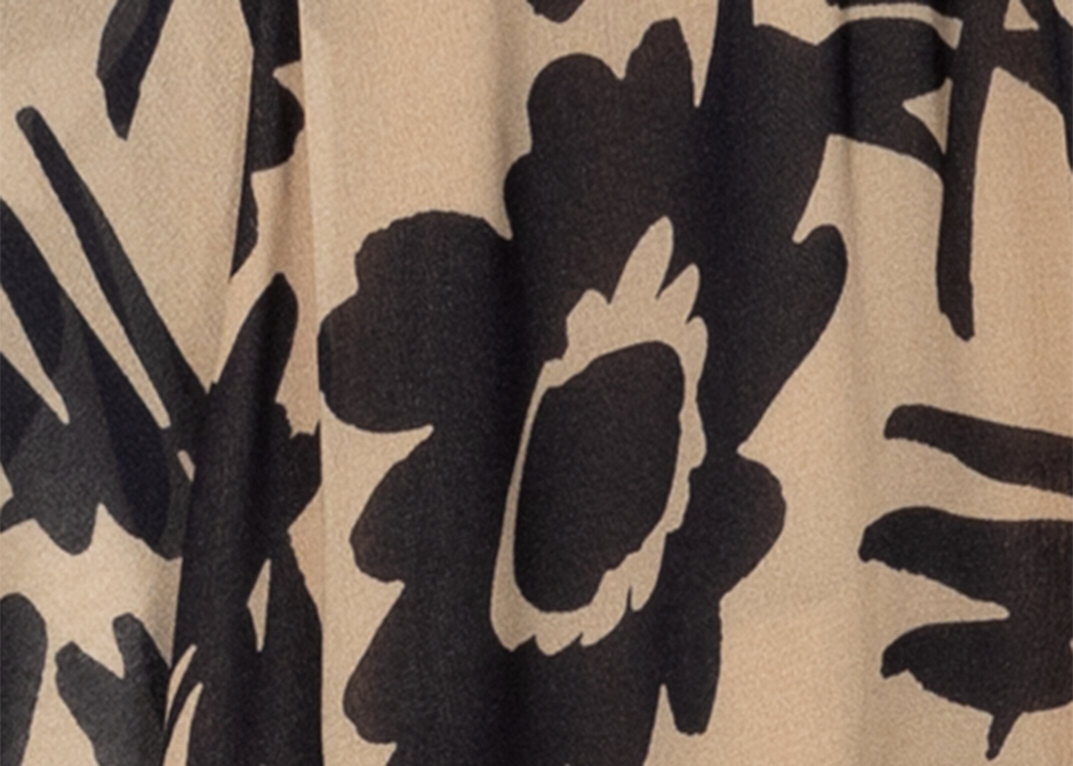 Dress with flower print