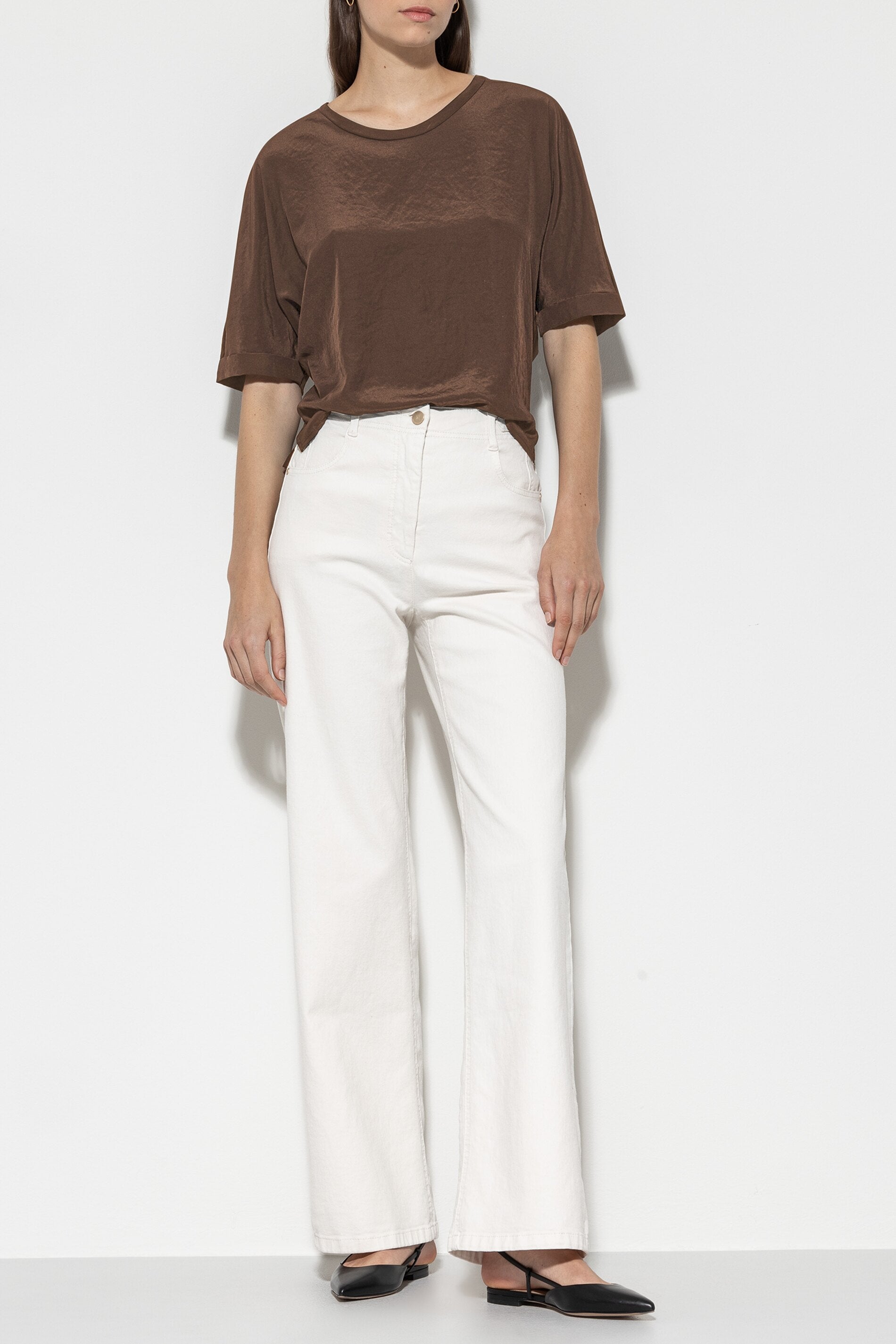 T-shirt with back patch