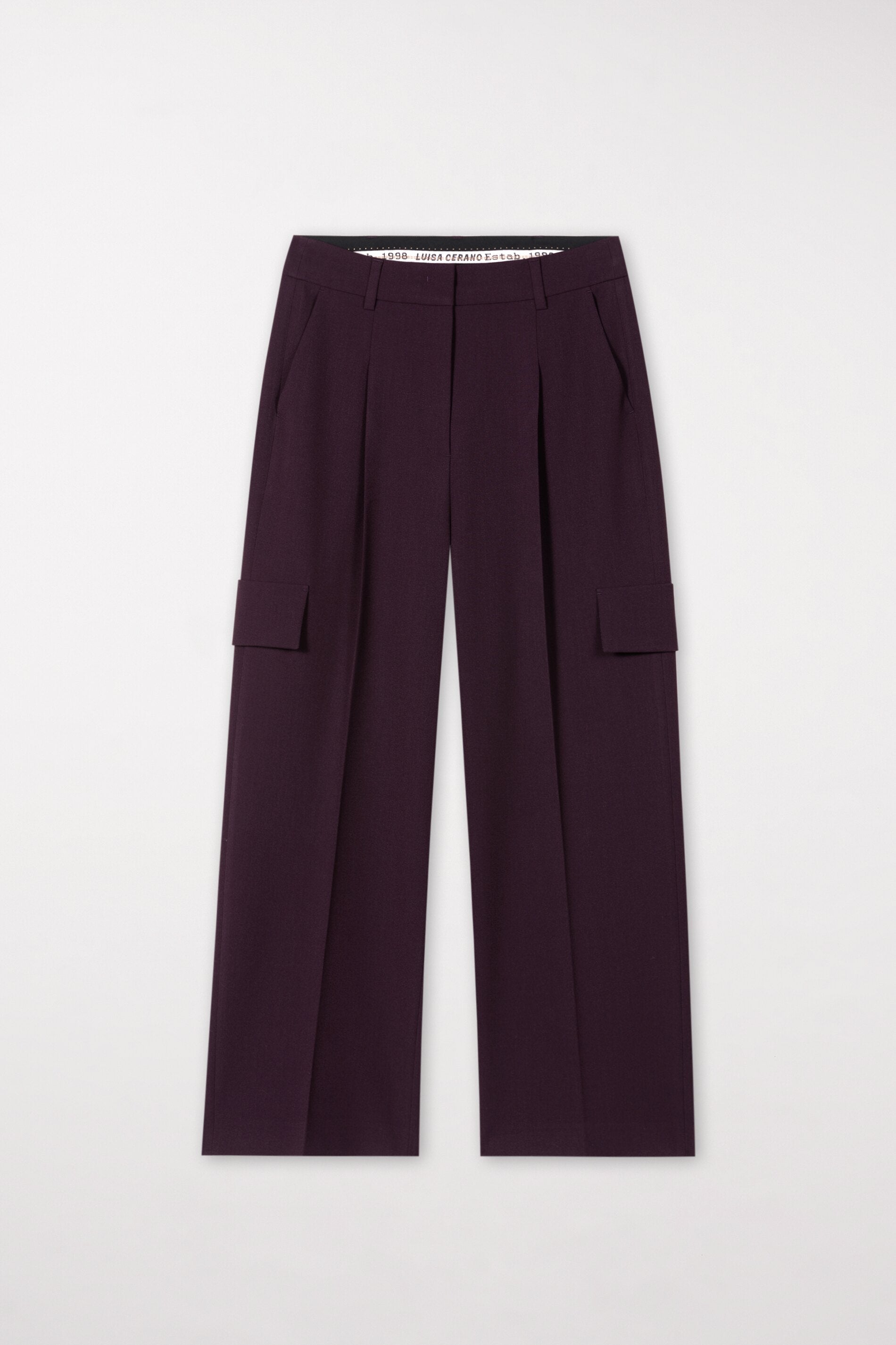 Cargo pants with pleats