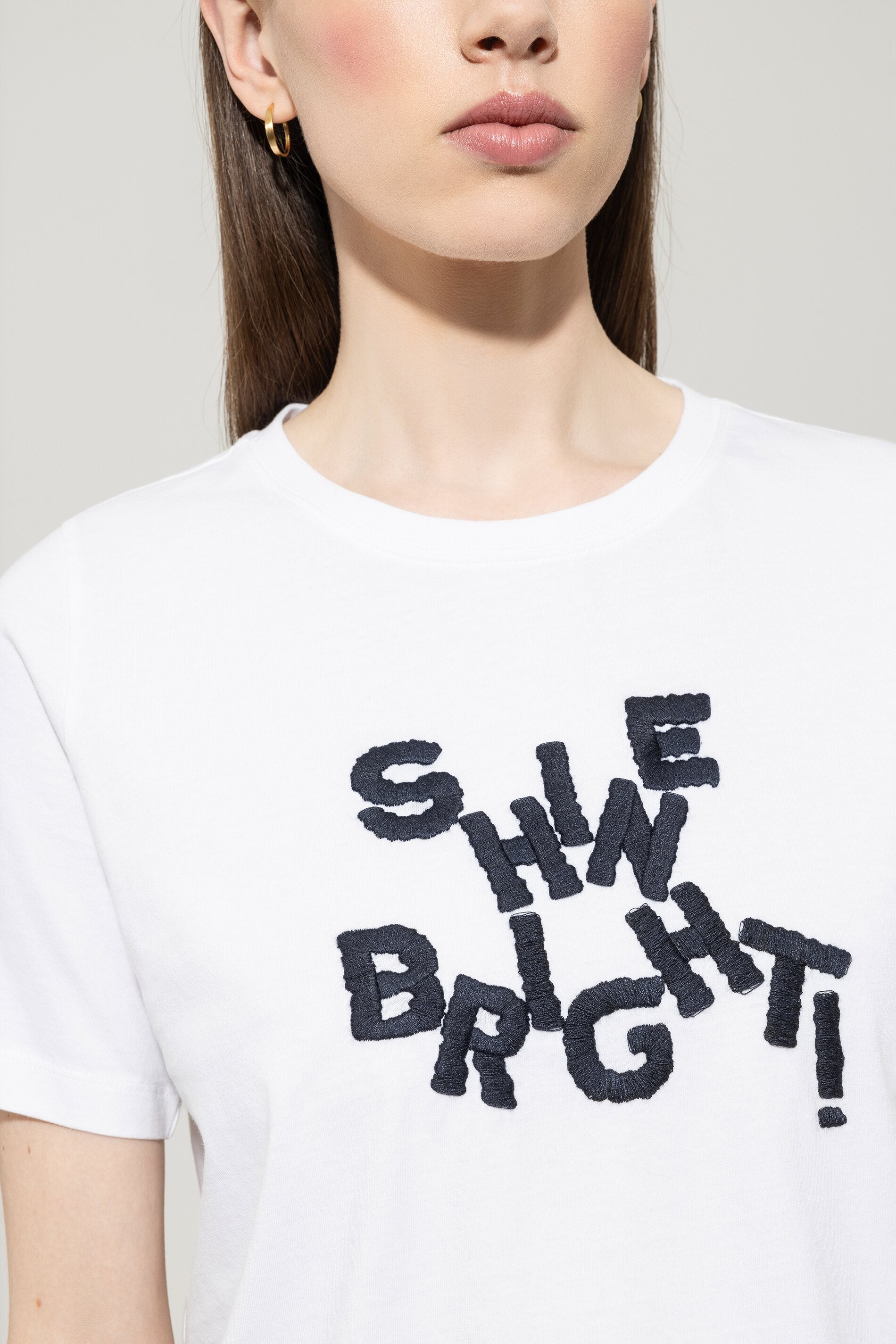 T-Shirt mit Stickerei