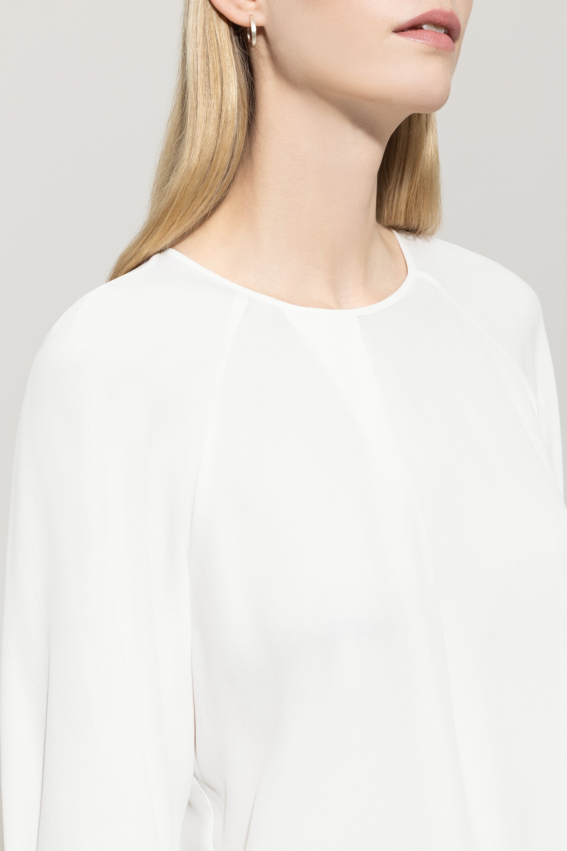 Blusenshirt aus Seiden-Mix