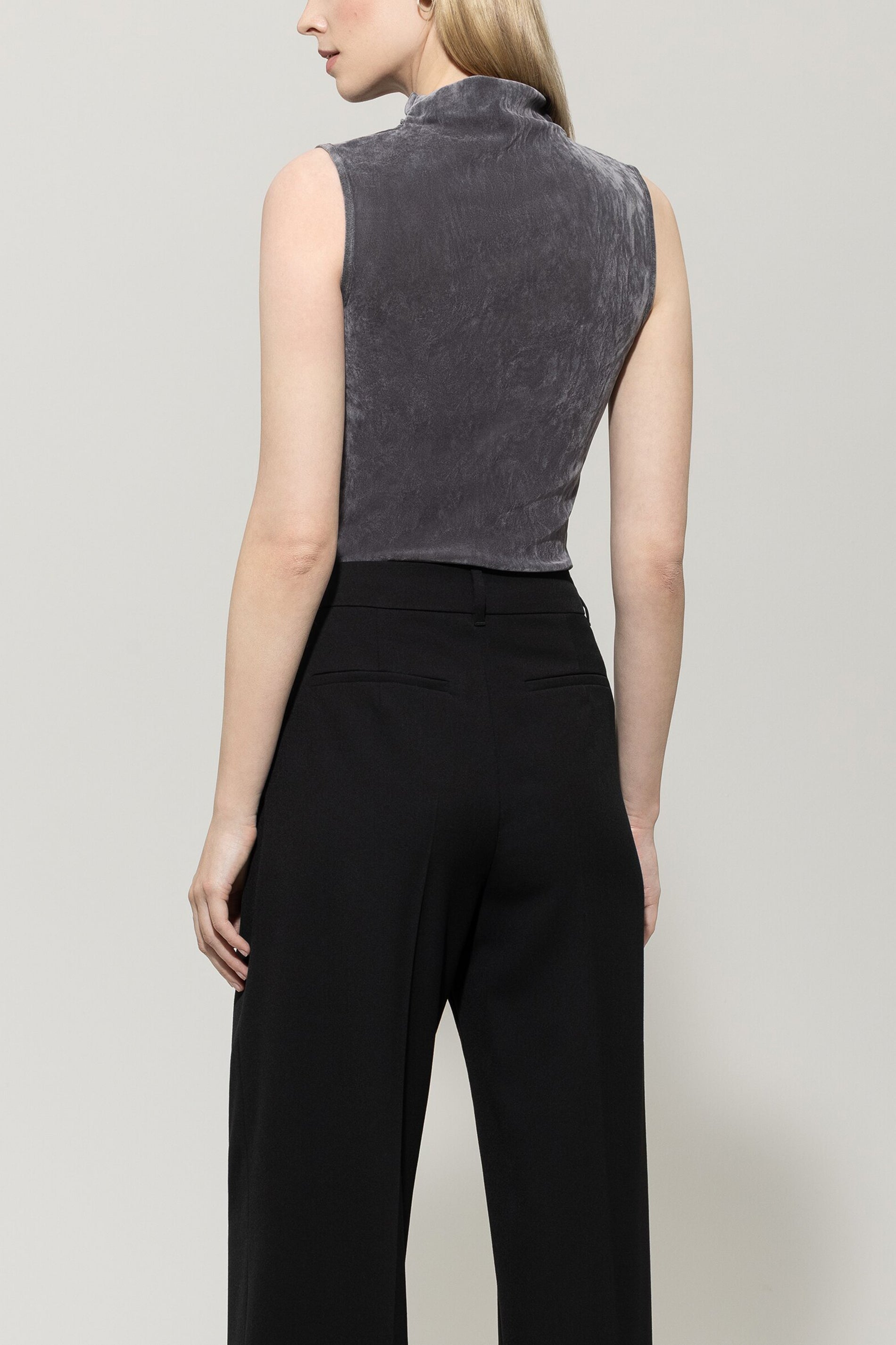 Turtleneck-Samt-Top