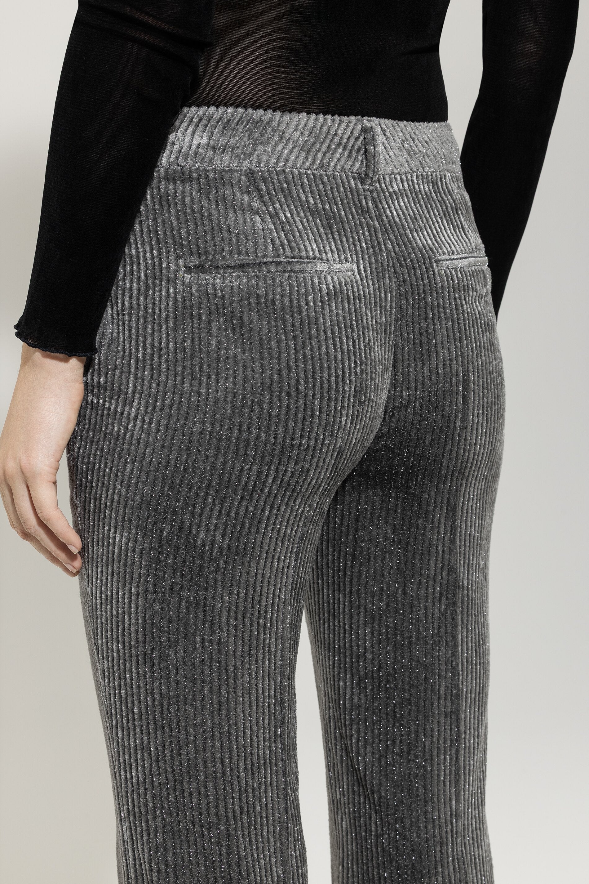 Flared-Glitzer-Cord-Pants