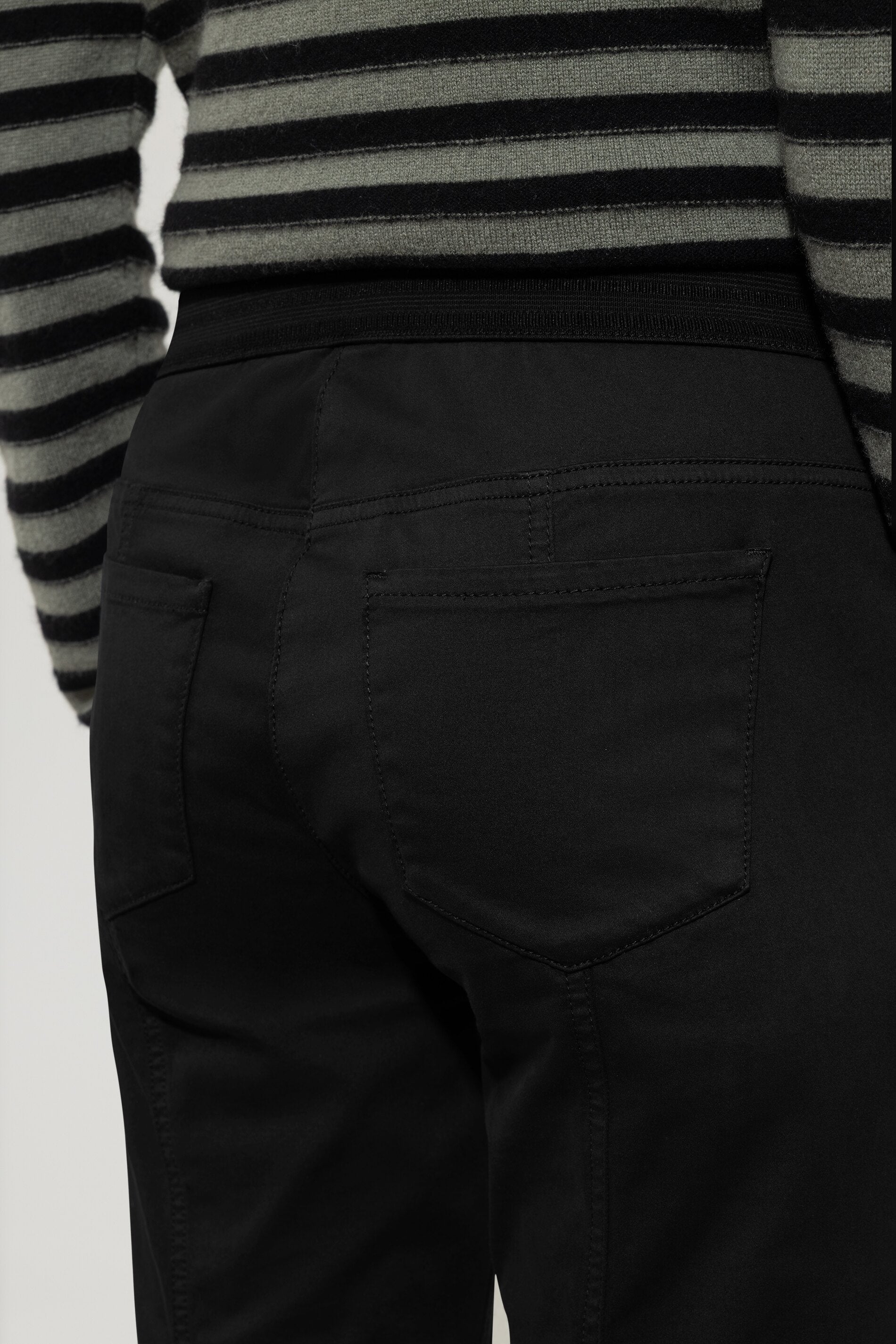 High-Stretch-Colour-Denim