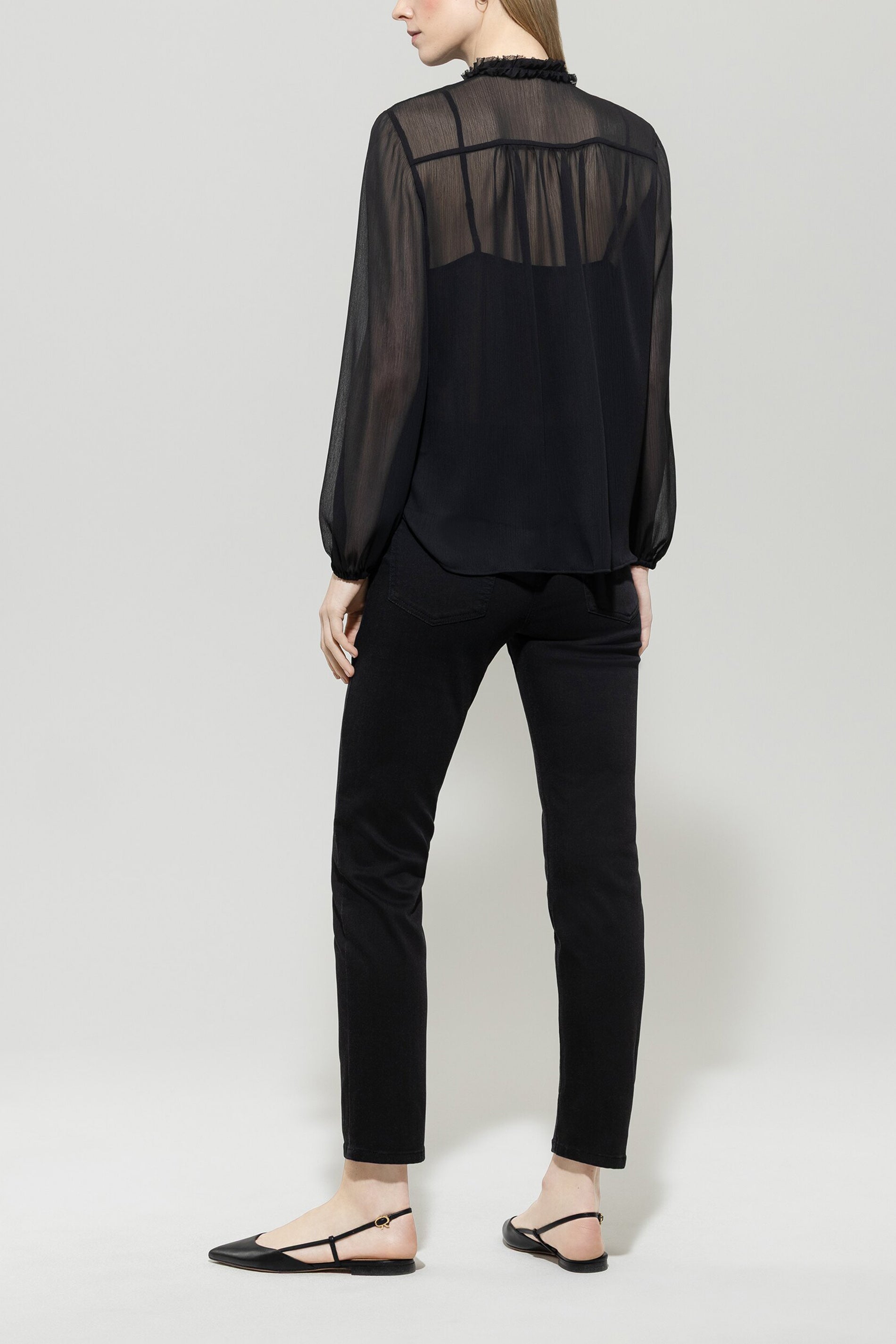 Tapered-Twill-Denim