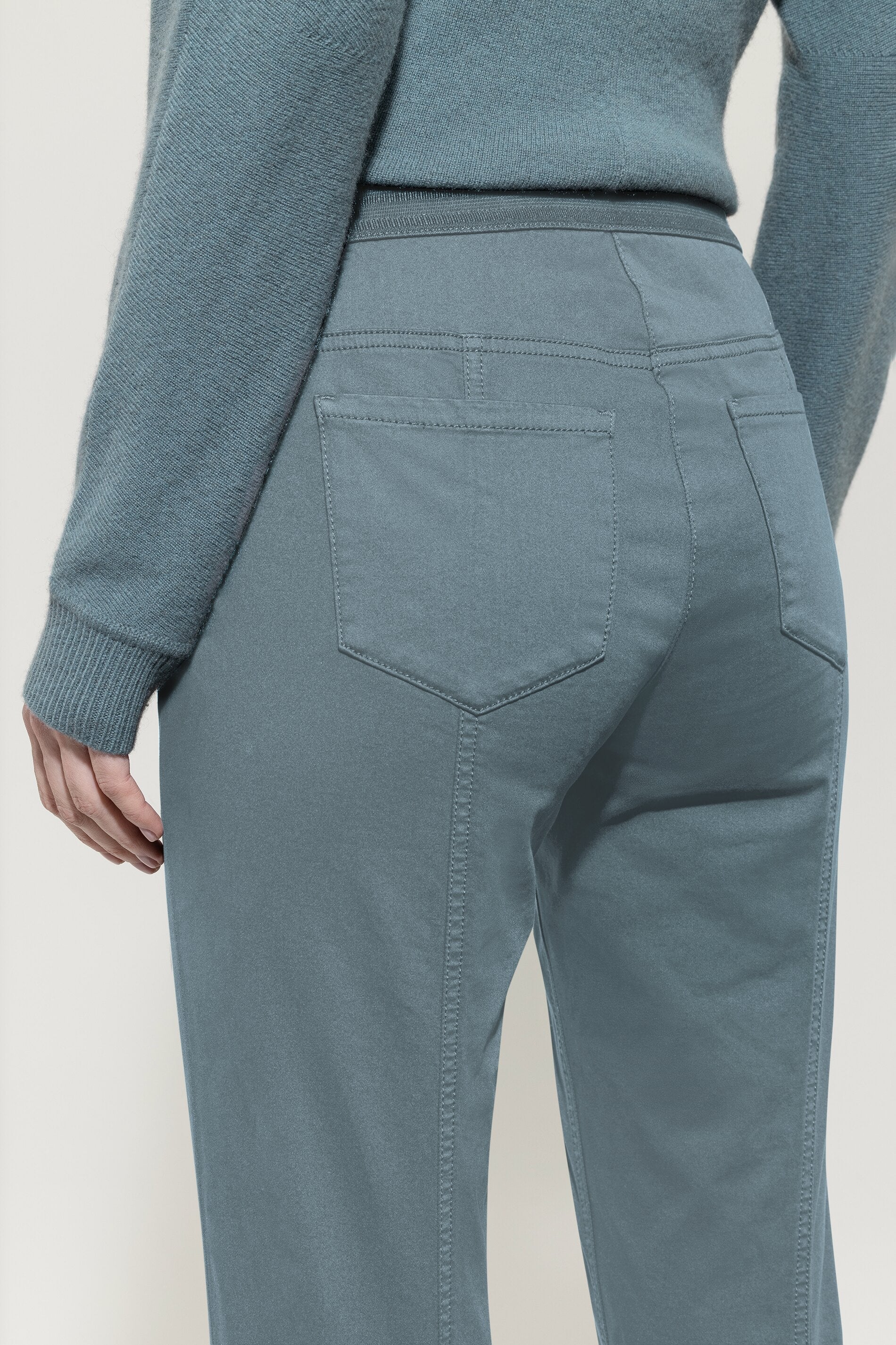 High-Stretch-Colour-Denim