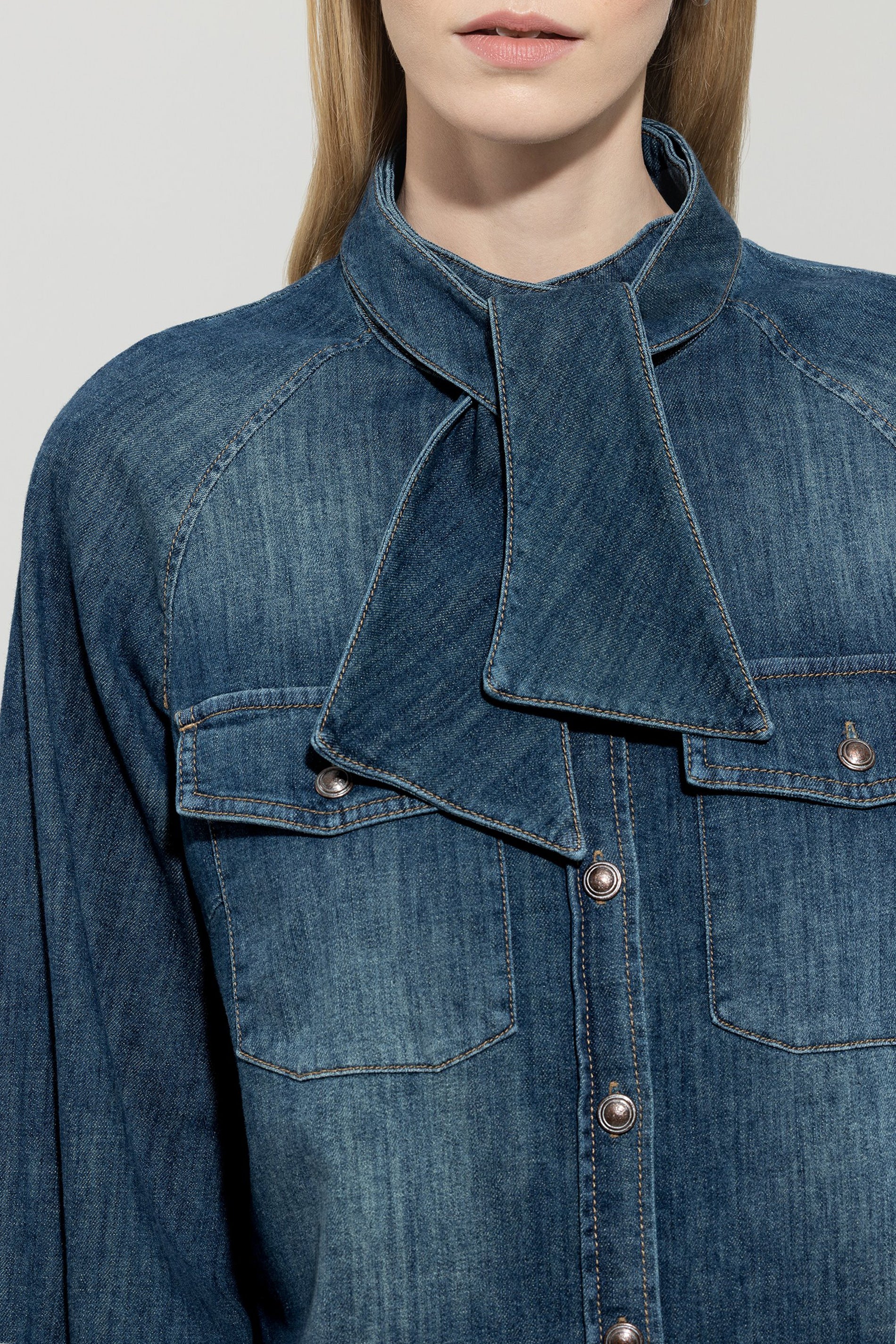 Denim-Bluse mit Schluppe
