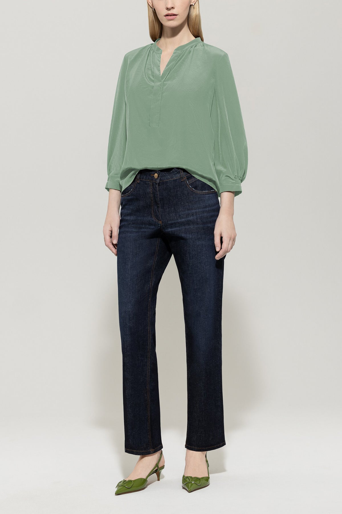 Bluse mit Smokdetail