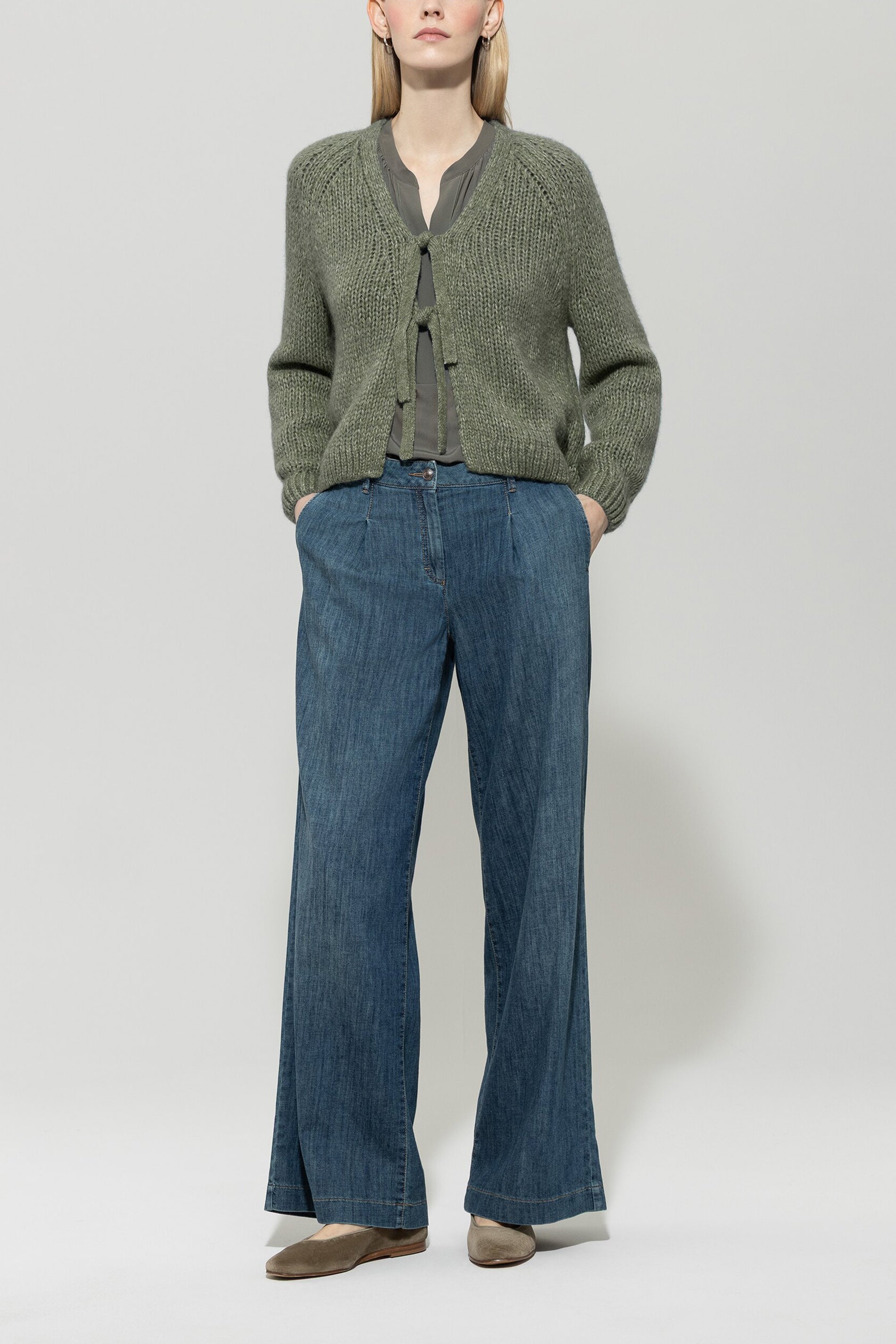 Cardigan mit Schleifendetails