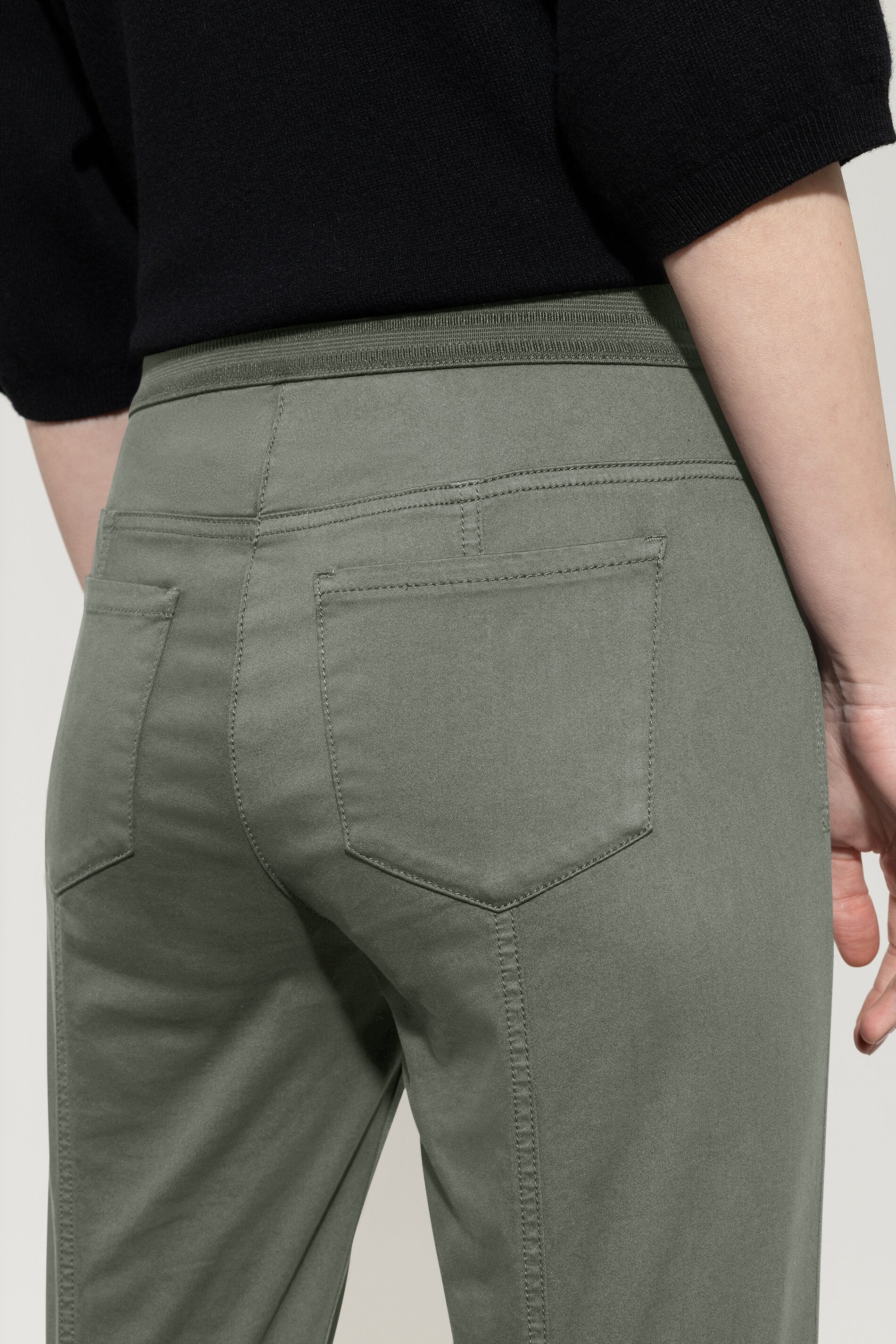 High-Stretch-Colour-Denim