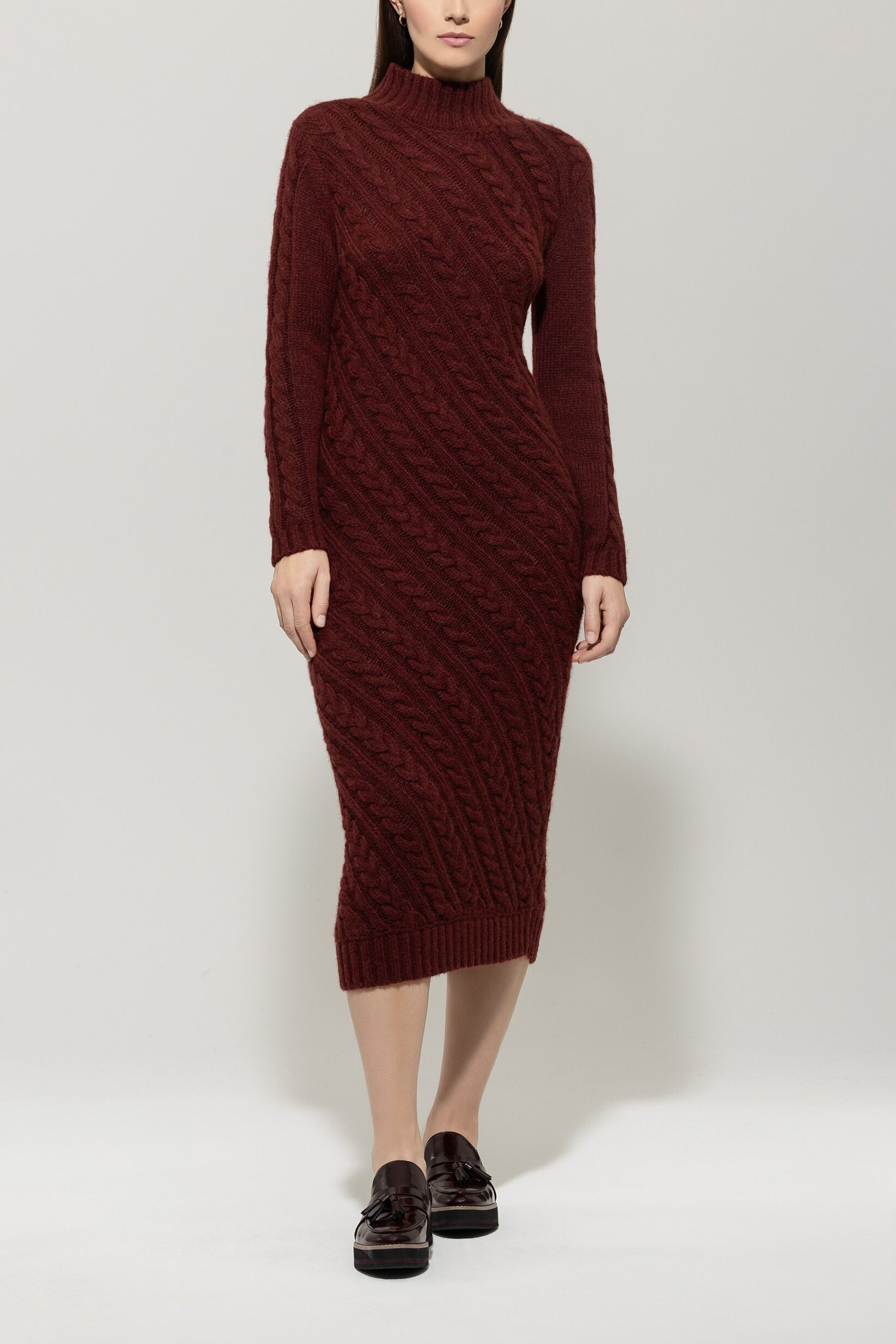 Kleid mit Diagonal-Cable-Knit