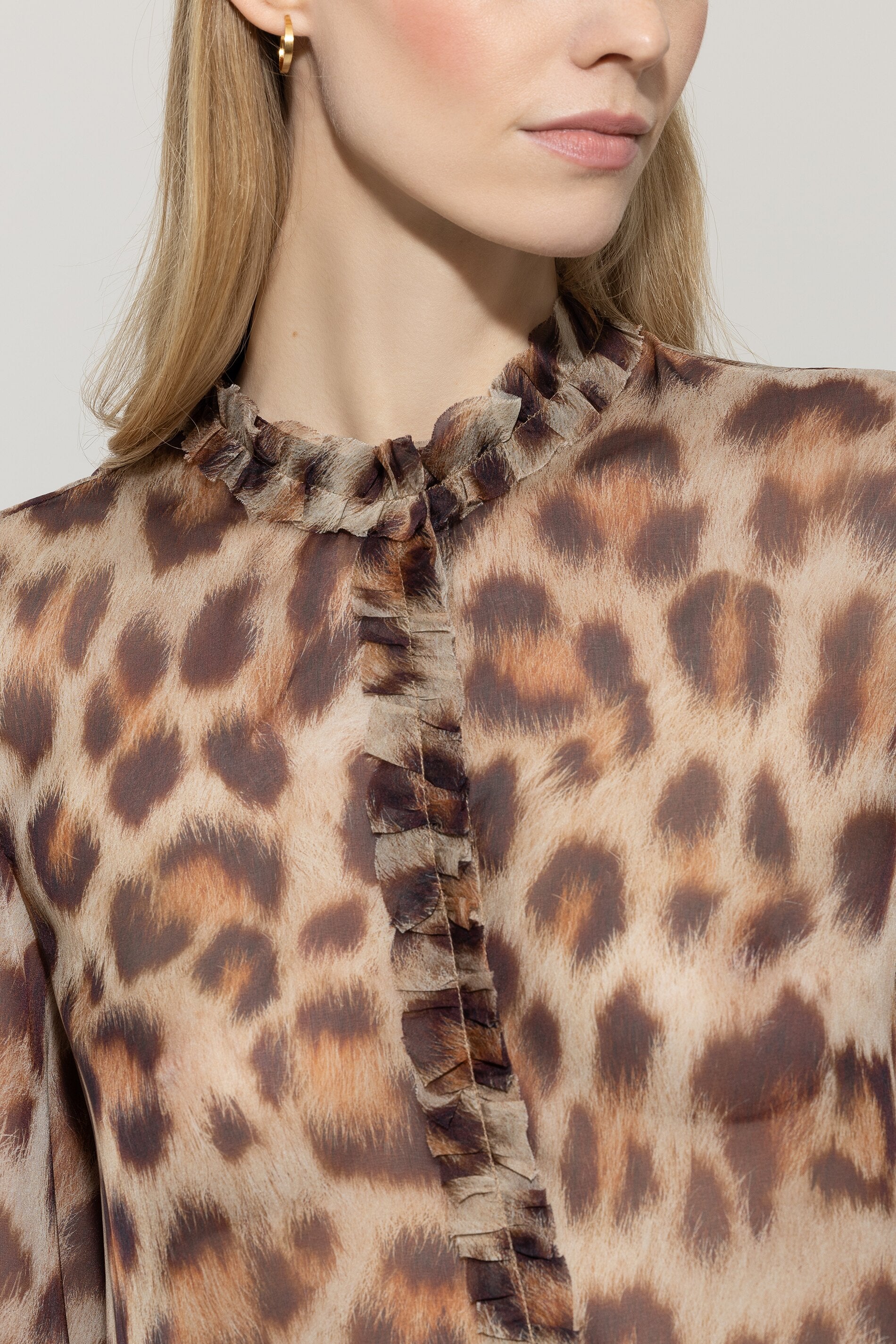 Seidenbluse mit Animal-Print