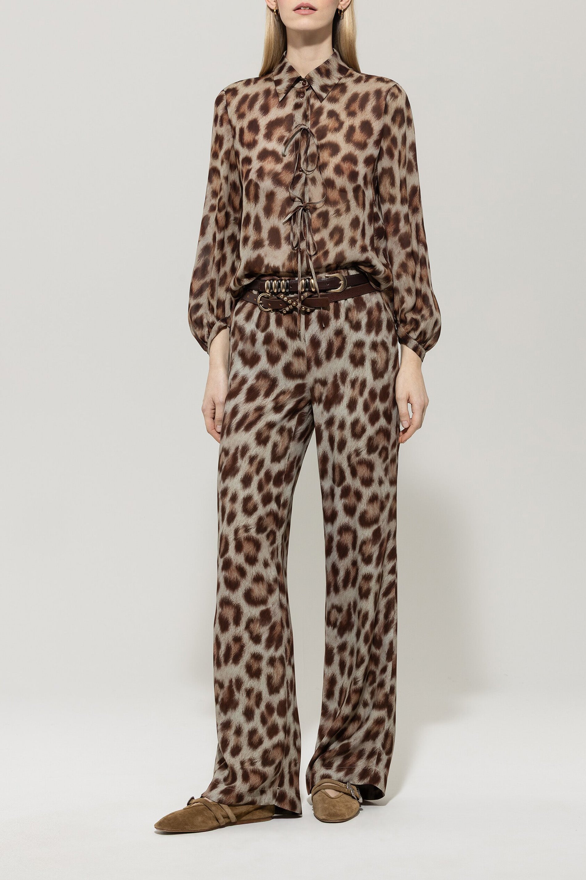Flared-Pants mit Animal-Print