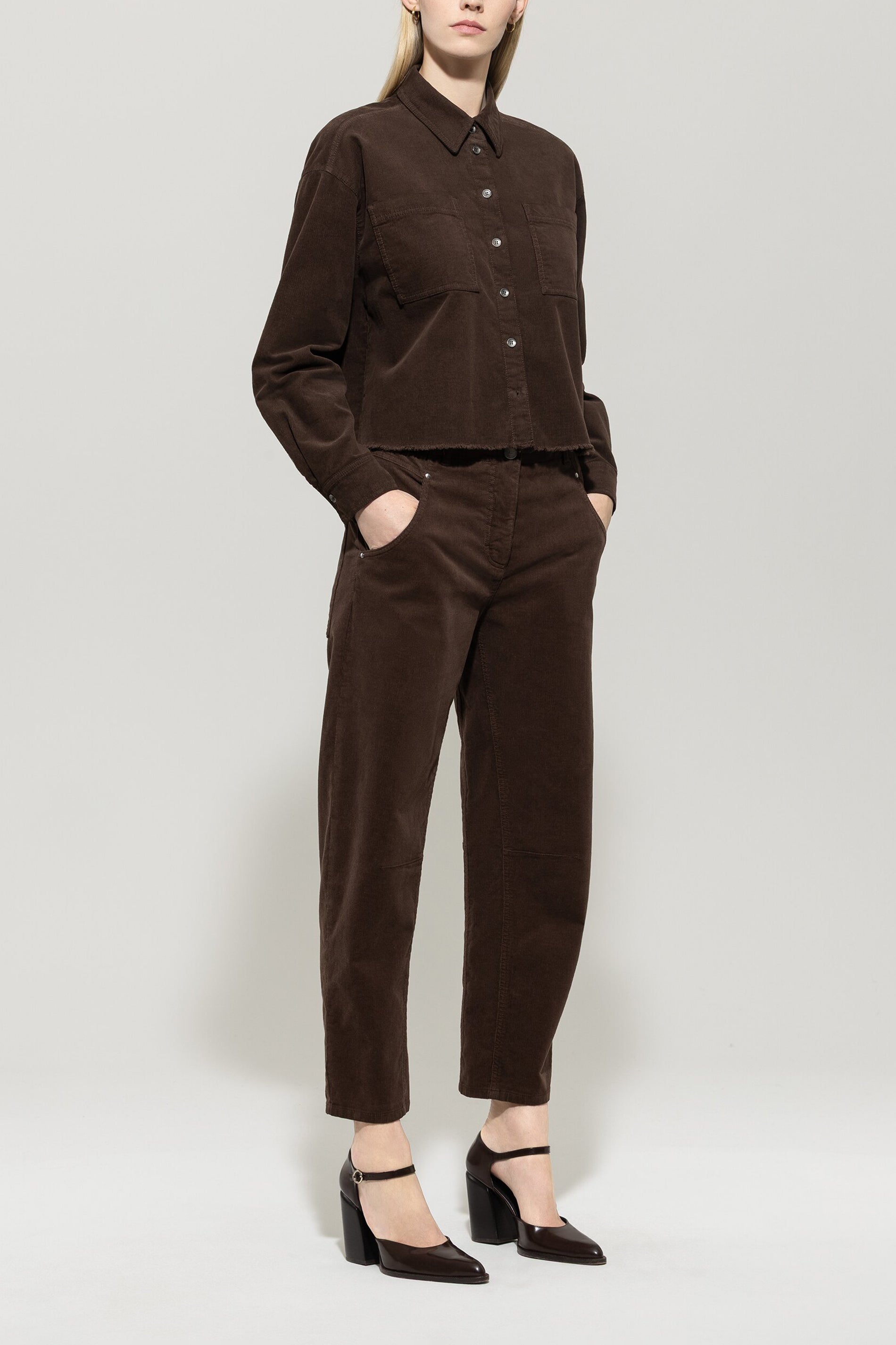 Loosefit-Cord-Pants