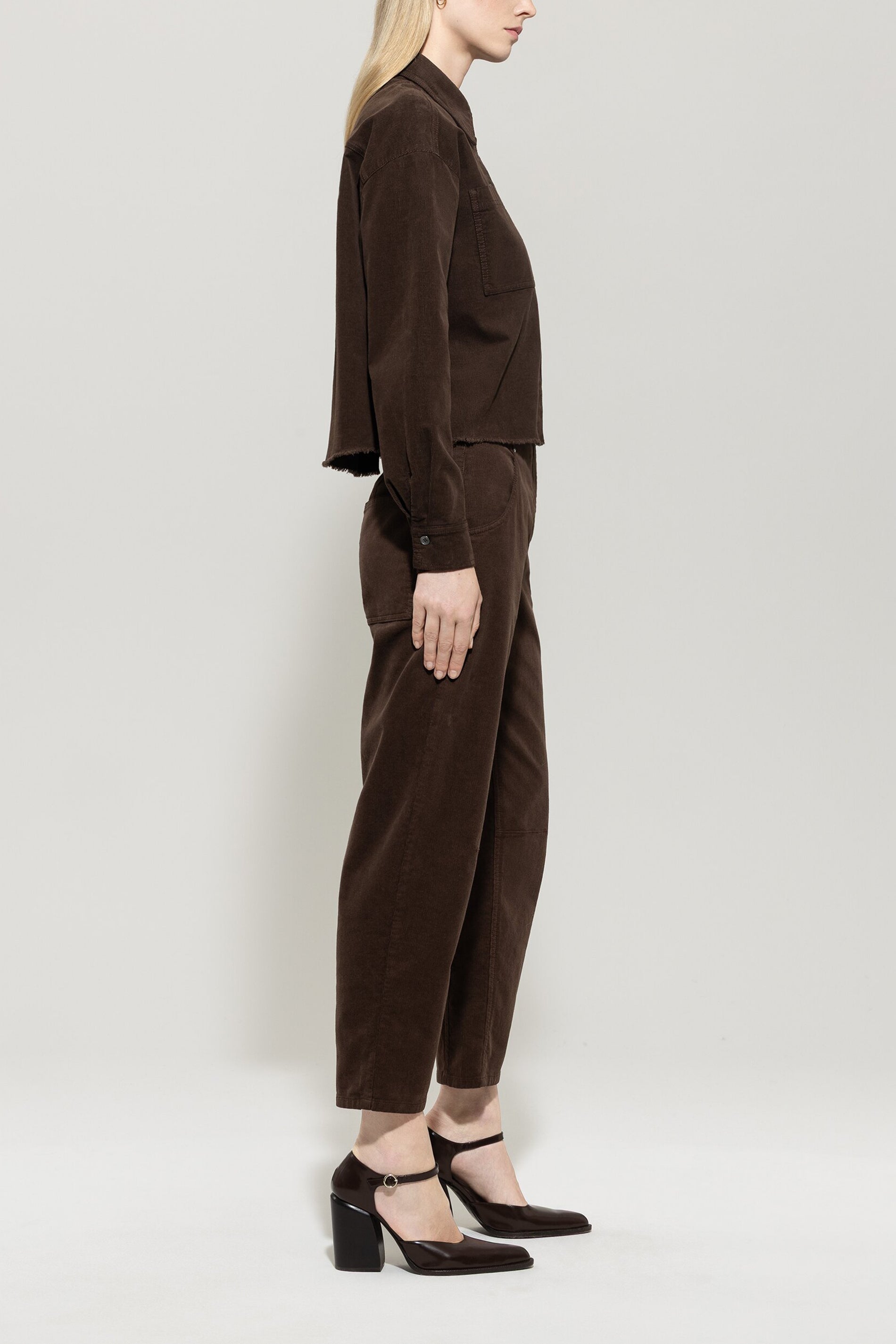 Loosefit-Cord-Pants
