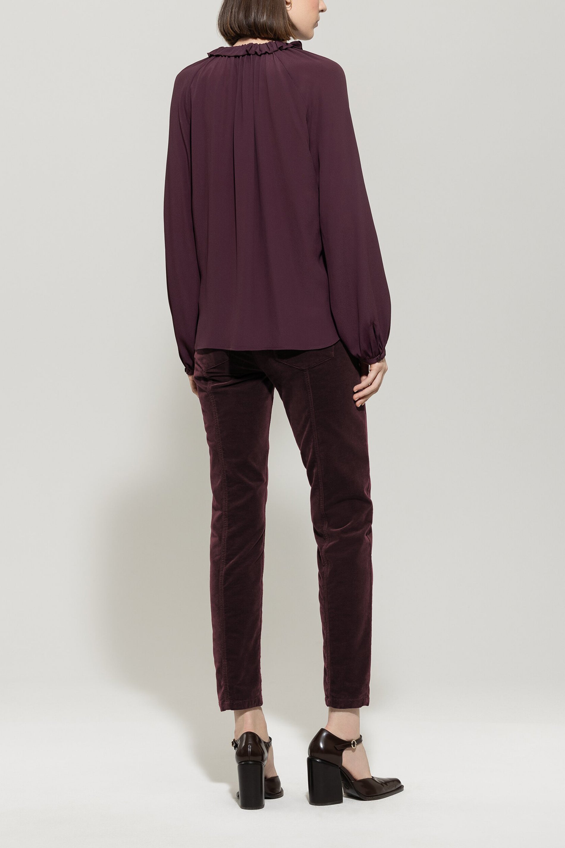 Skinny-Velvet-Pants