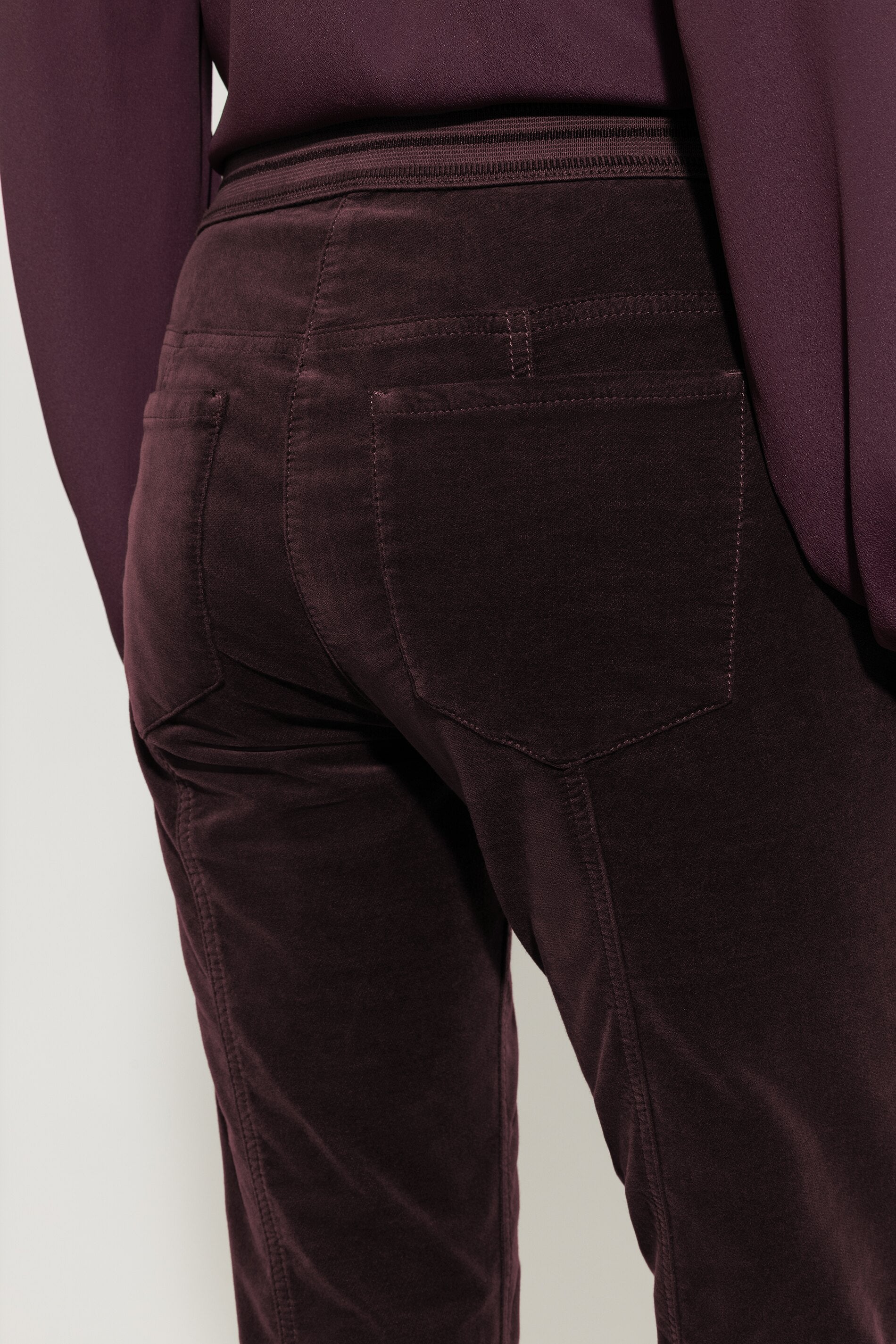 Skinny-Velvet-Pants